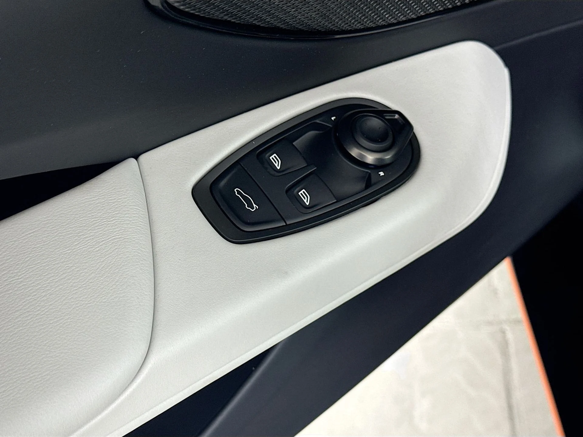 mph015_1822920364_01efc2f7710c4e690c40c00f2aa6d3ebx_91c753fcaf