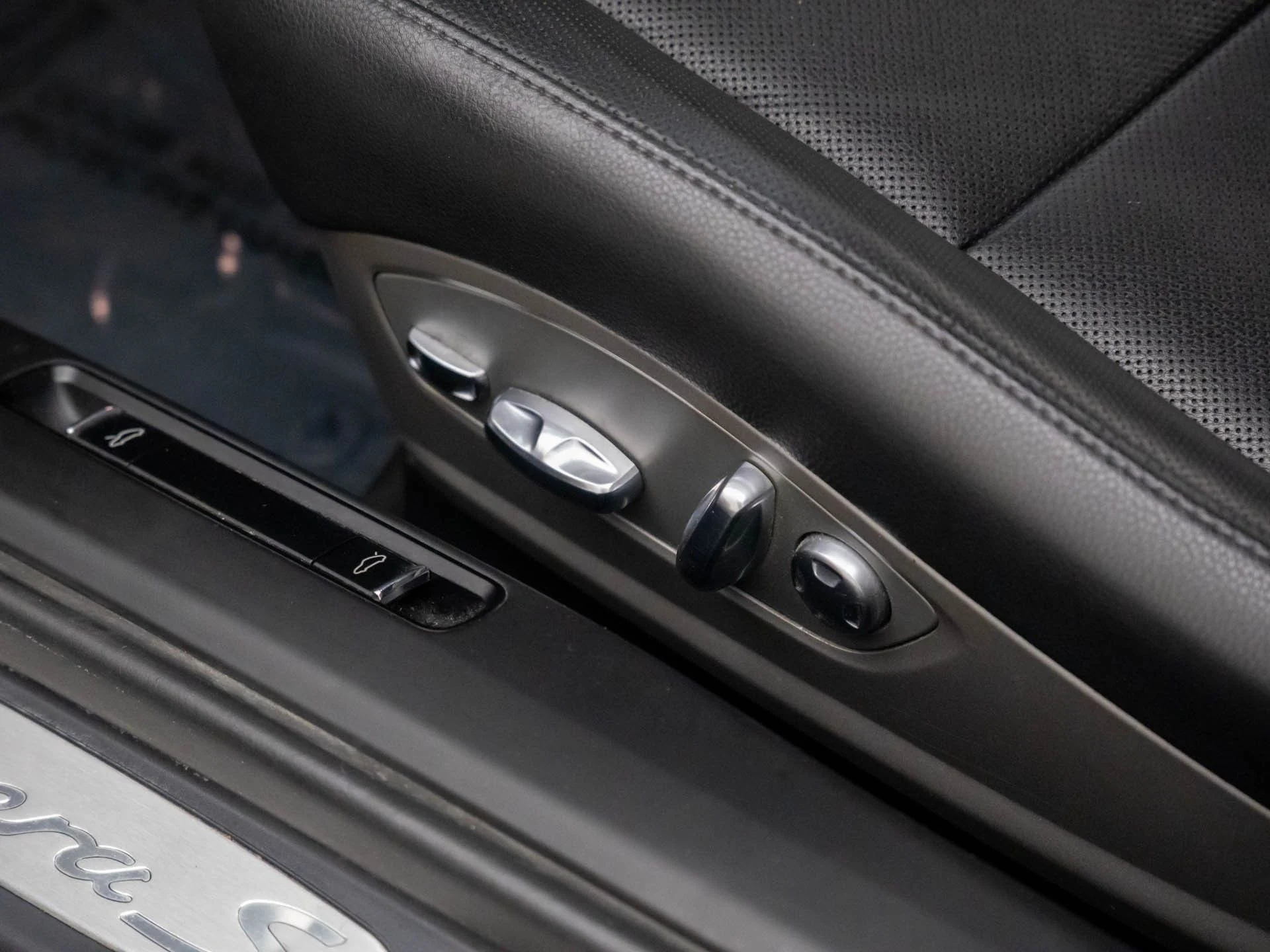 mph015_1827487535_bad6f2187ea6461b69e485fd7744e526x_49707cab4d