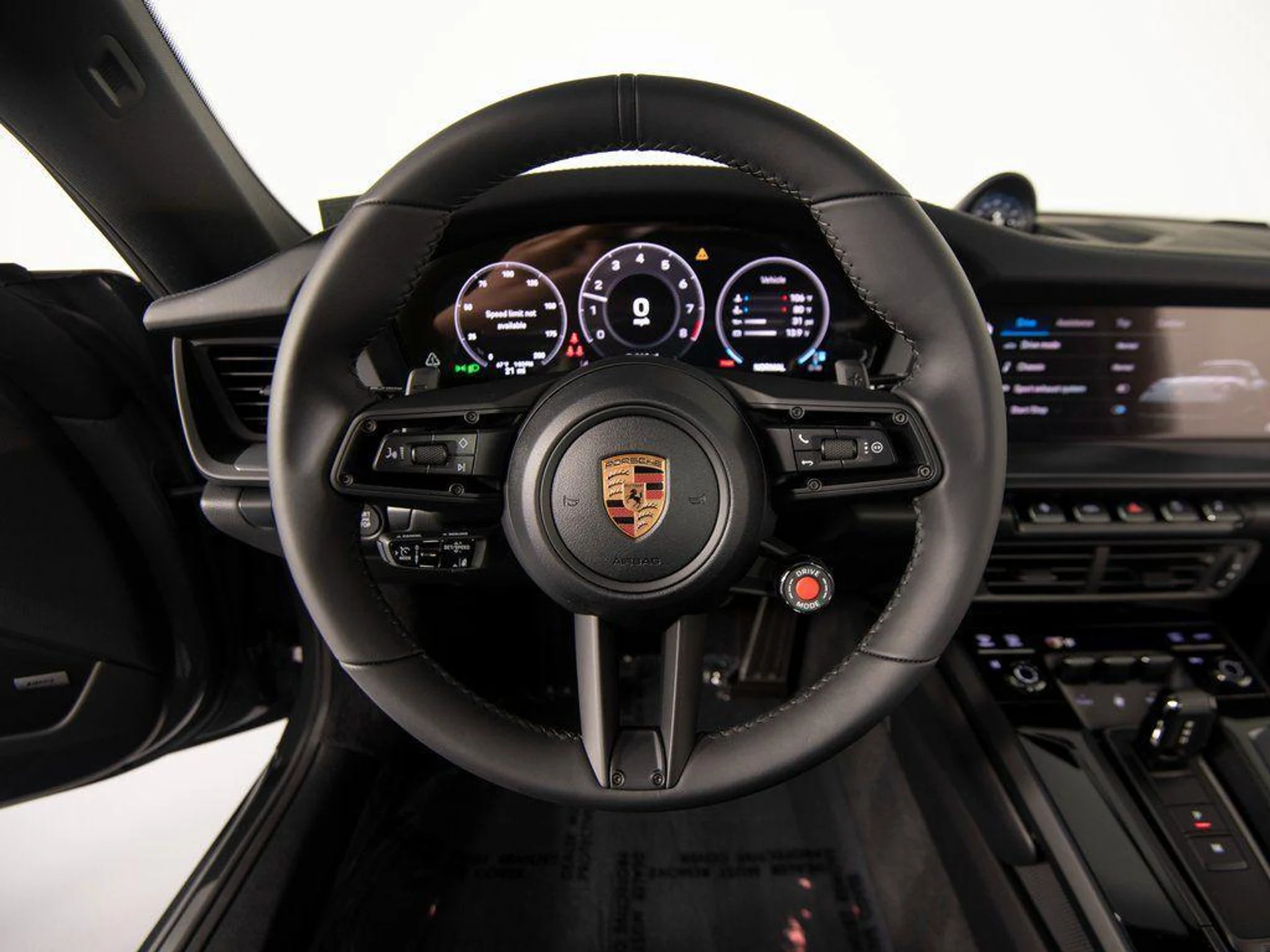 mph015_1836644979_VO_T1_U9lvdw4pm_SC_4_Ret_A4_F_8_BU_e74afa253d