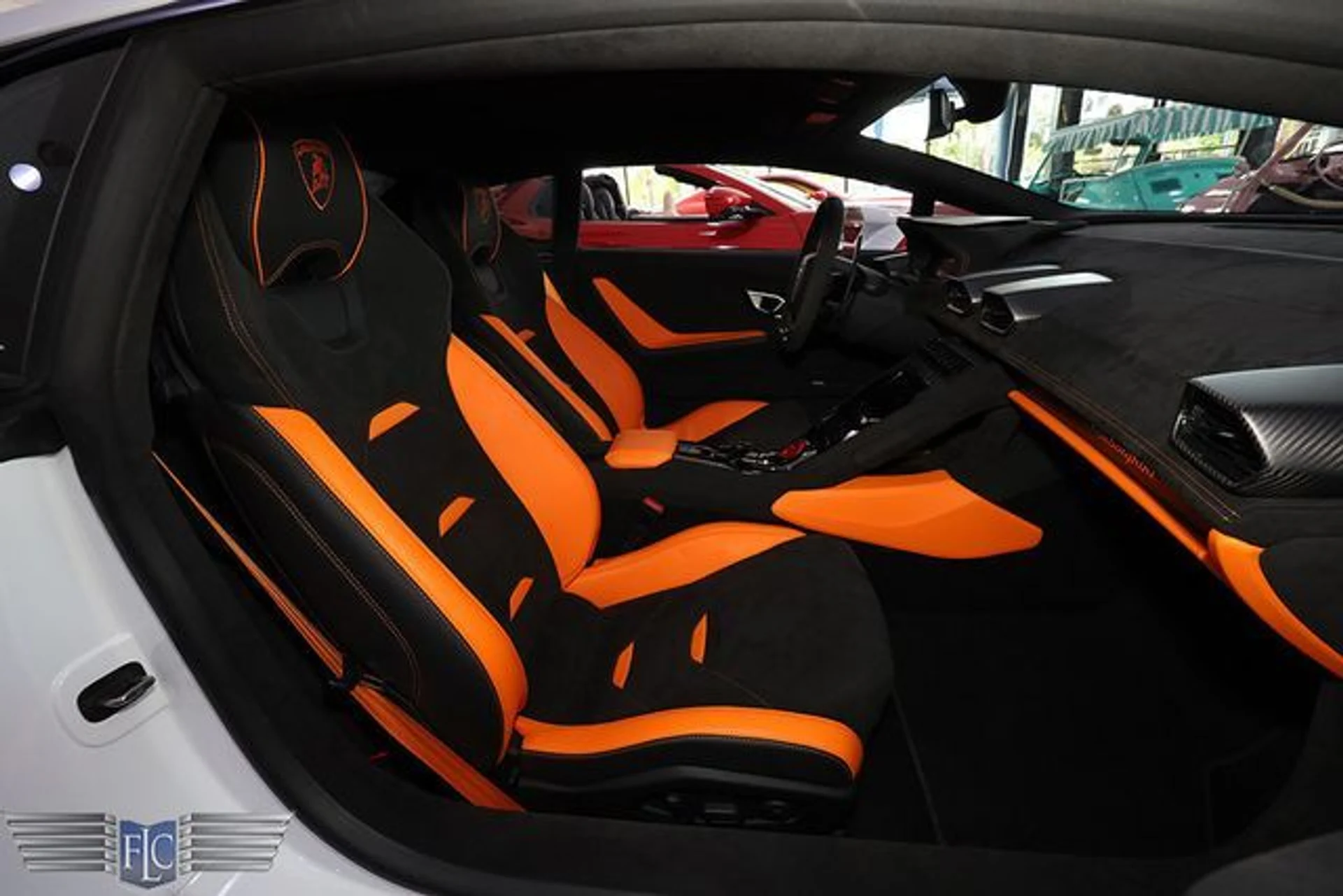 mph015_1839484288_used_2023_lamborghini_huracan_tecnica_coupe_6305_23081999_20_640_68ef970951