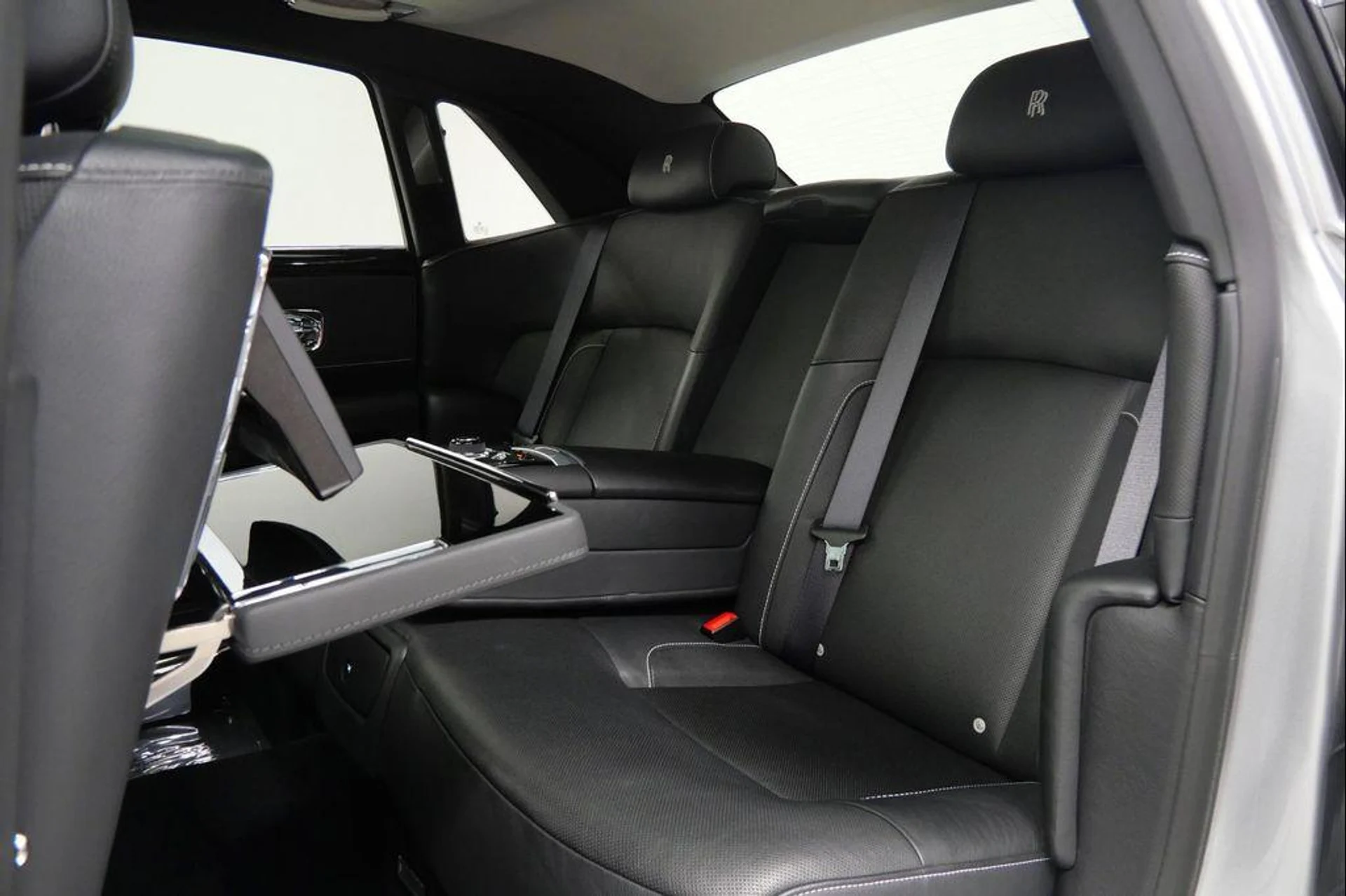 mph015_1843851639_o_Vu_YW_Df_Qar_MJT_0_P86_GG_e_Cfze_Uo_a28fff8123