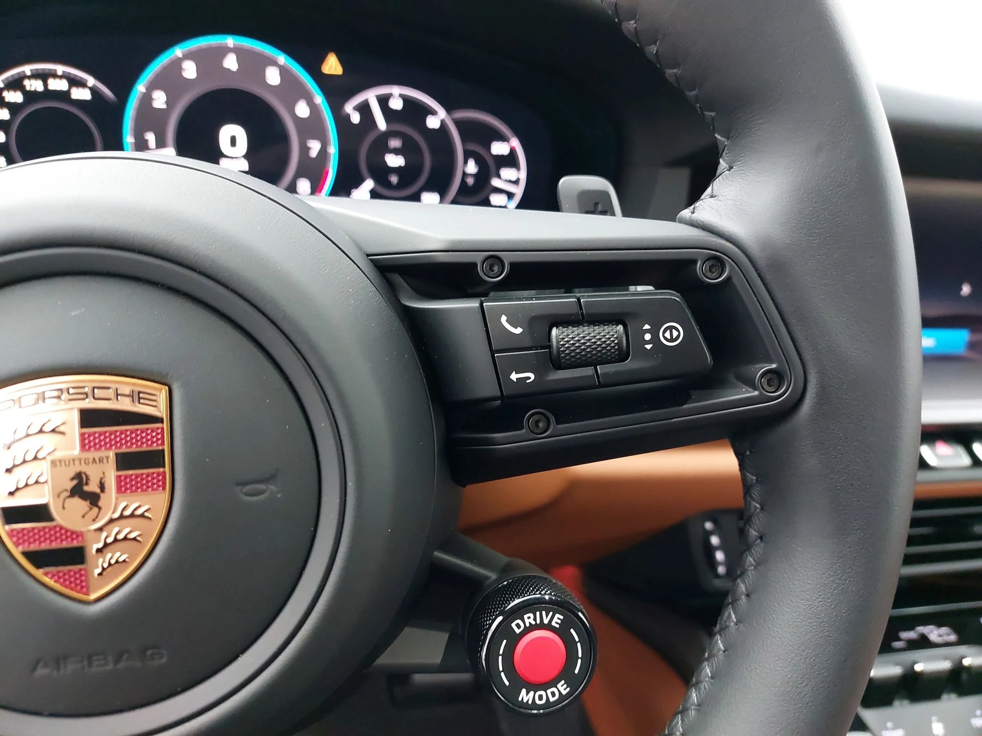 mph015_1844455134_982100479a7987be284f72756372230dx_972b1dfbbe