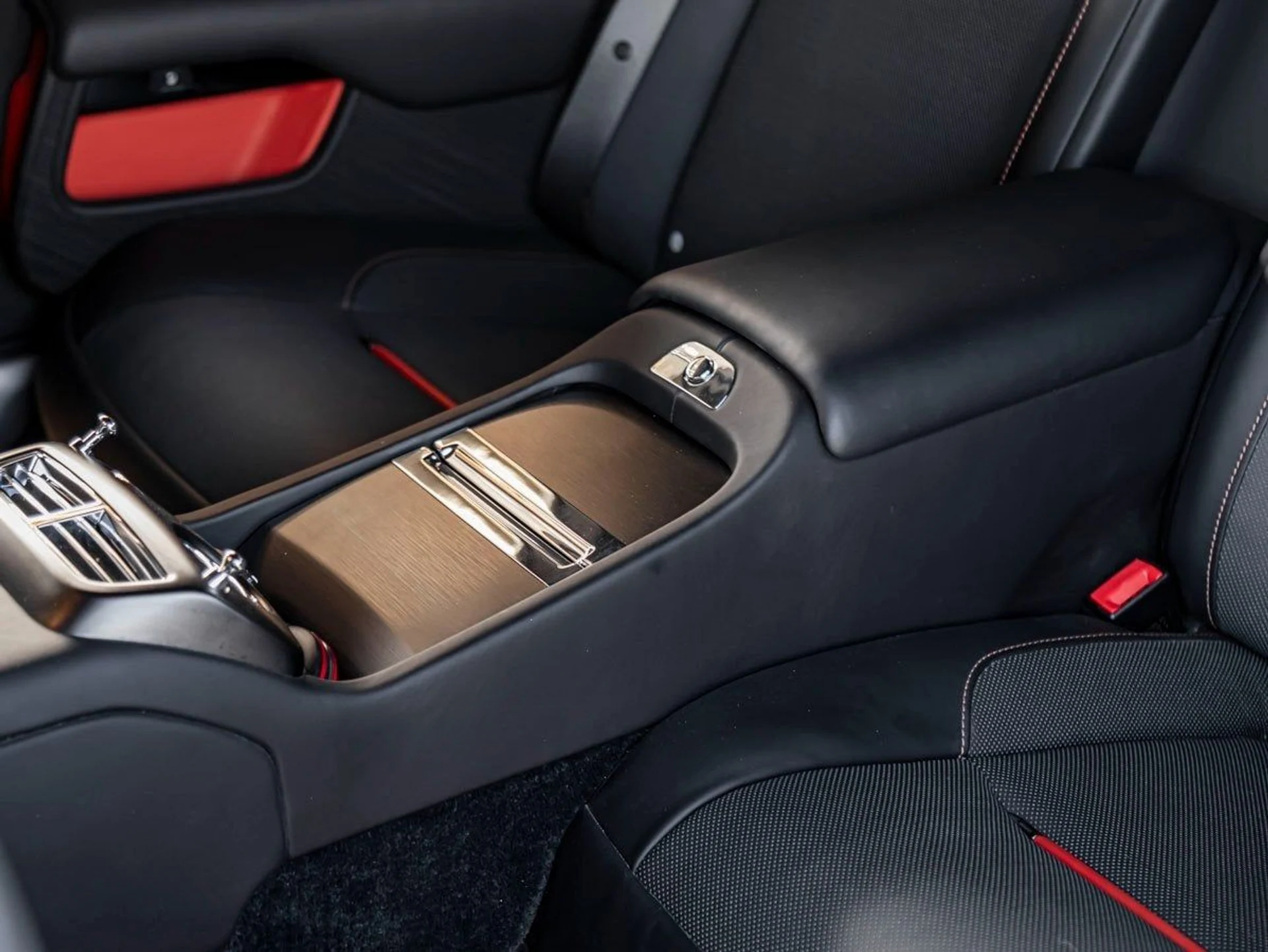 mph015_1845545465_16_a7058bb6ad