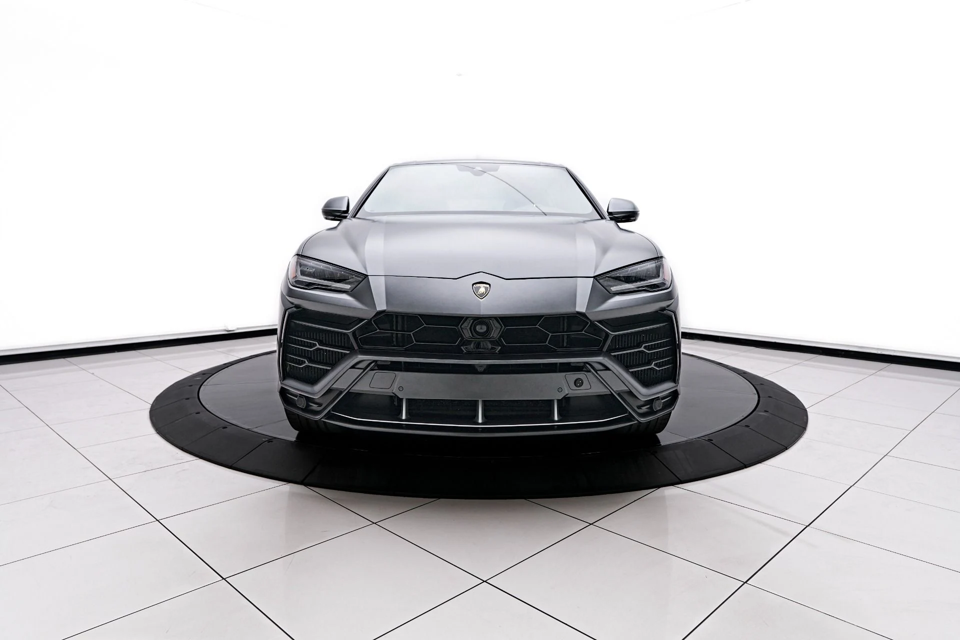 mph015_1847540236_Used_2020_Lamborghini_Urus_Base_1758905547_eebacec62f