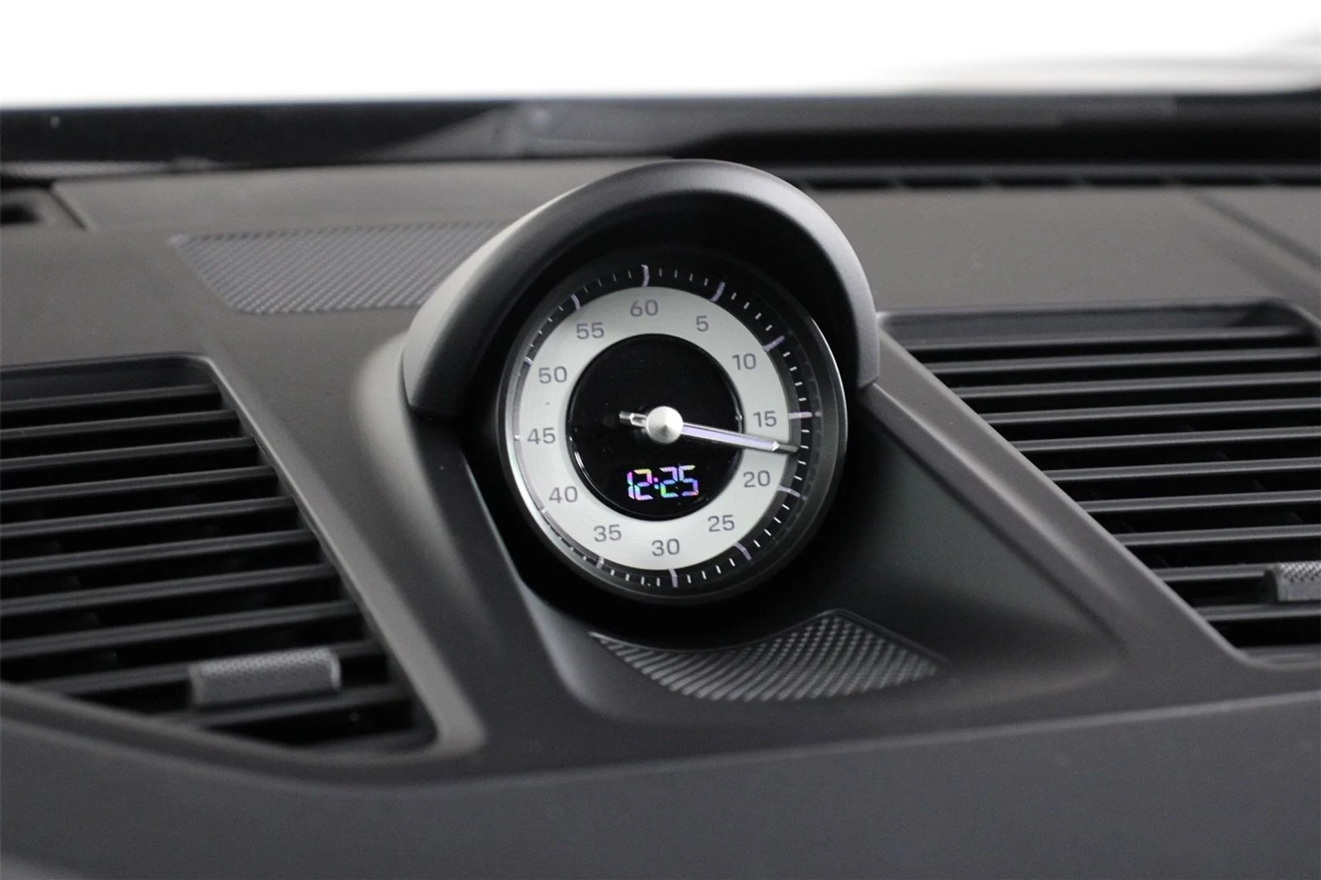 mph015_185627862_df6f82eab347a884ae293970159d48df_d4e592f4f2