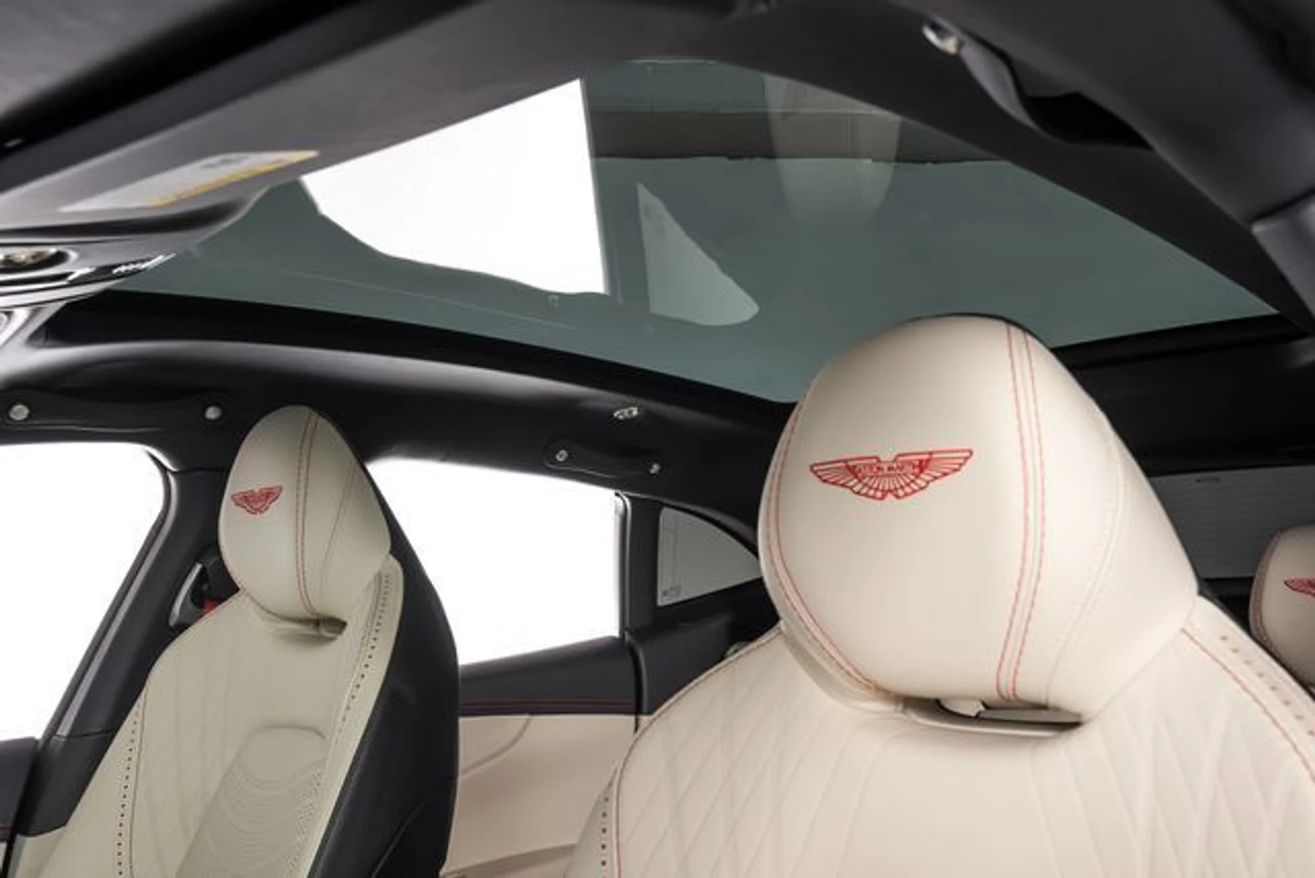 mph015_1859921013_522148635ee05ba79829d471517324ccx_3e8d8832e1