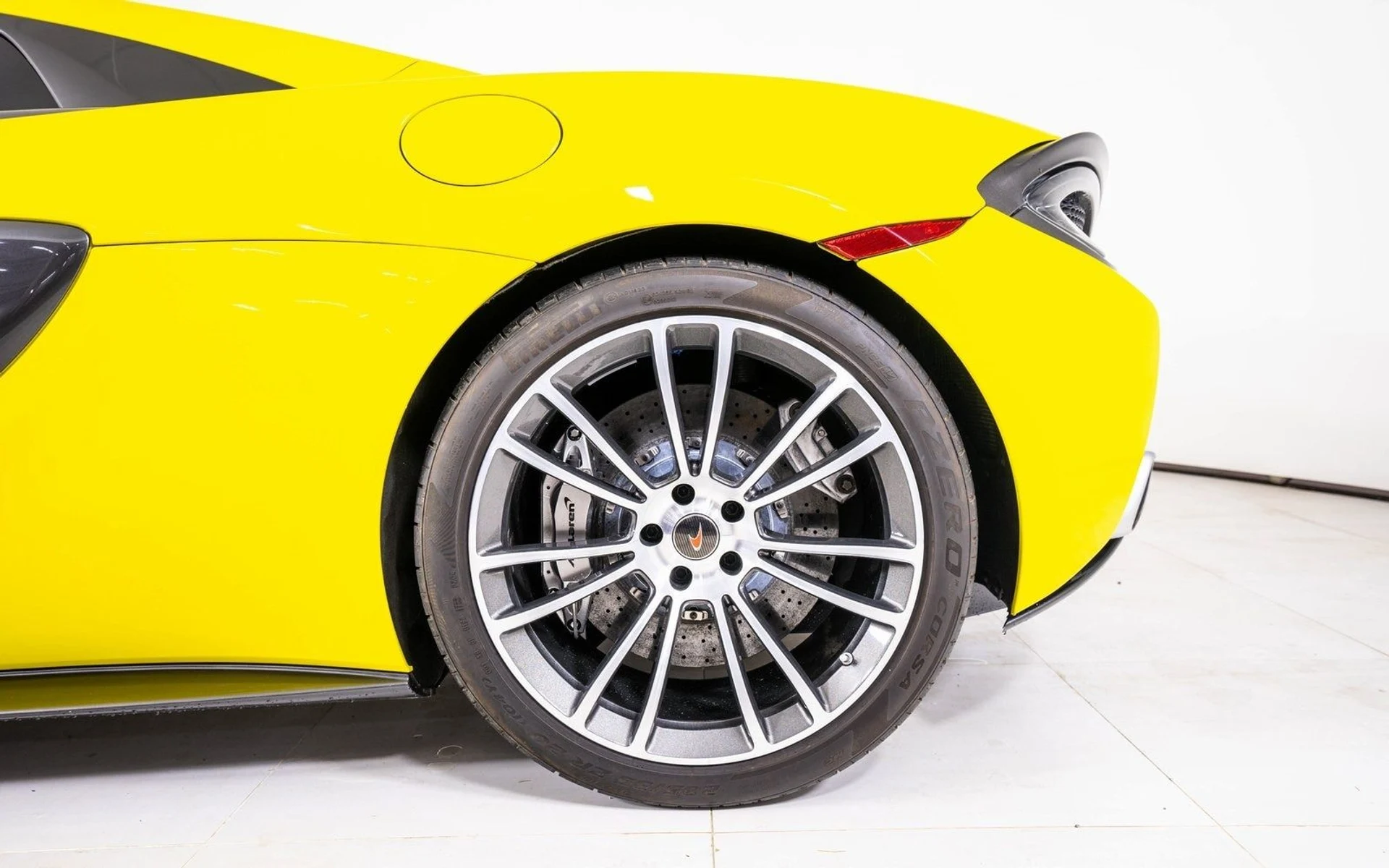 mph015_1865759439_efd2a66e647fe4c3000549d47c141ceax_0b0639d250