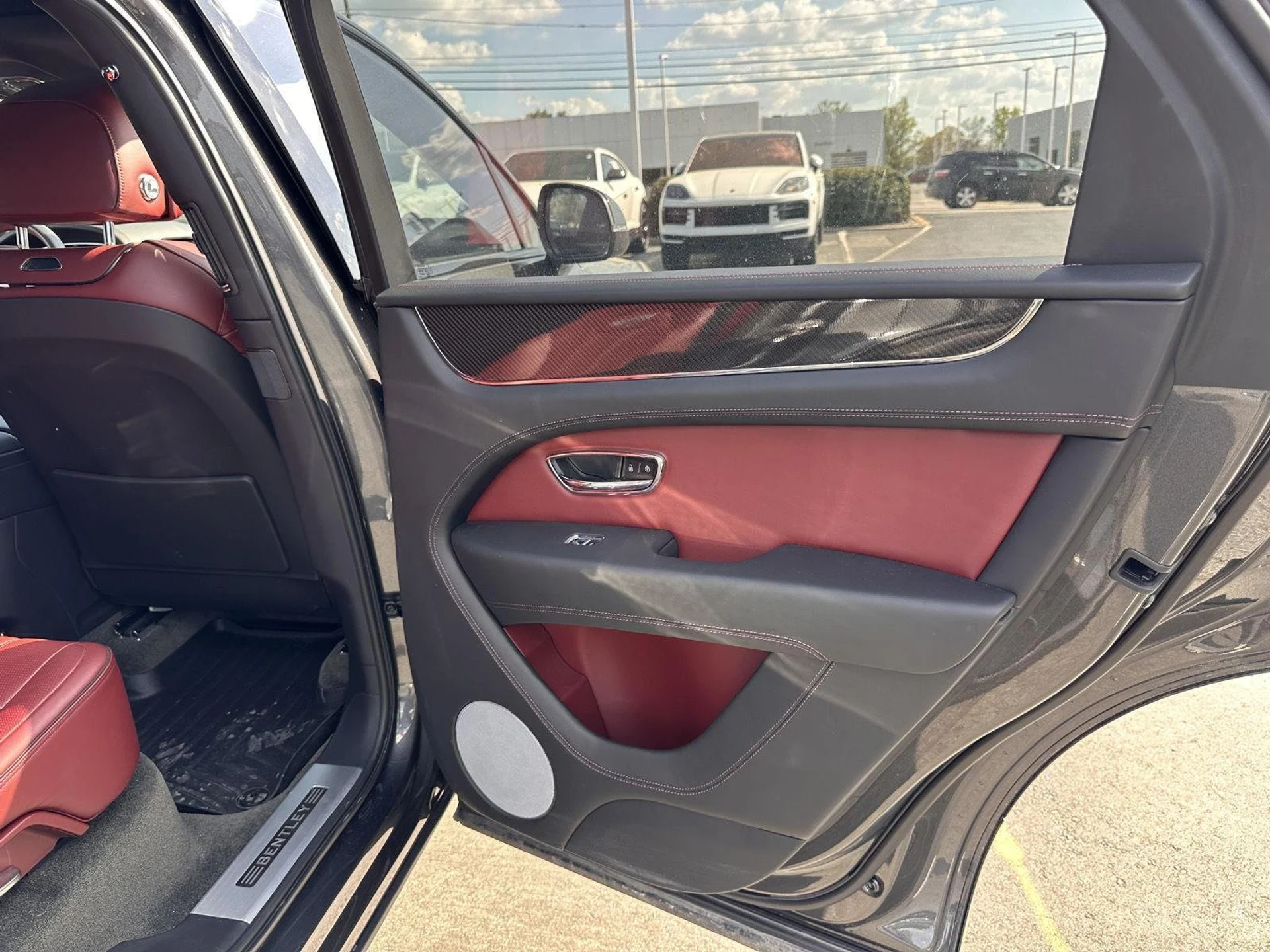 mph015_1879846010_9655e6469f8afc92671beafd5e93343a_0e30ec9874