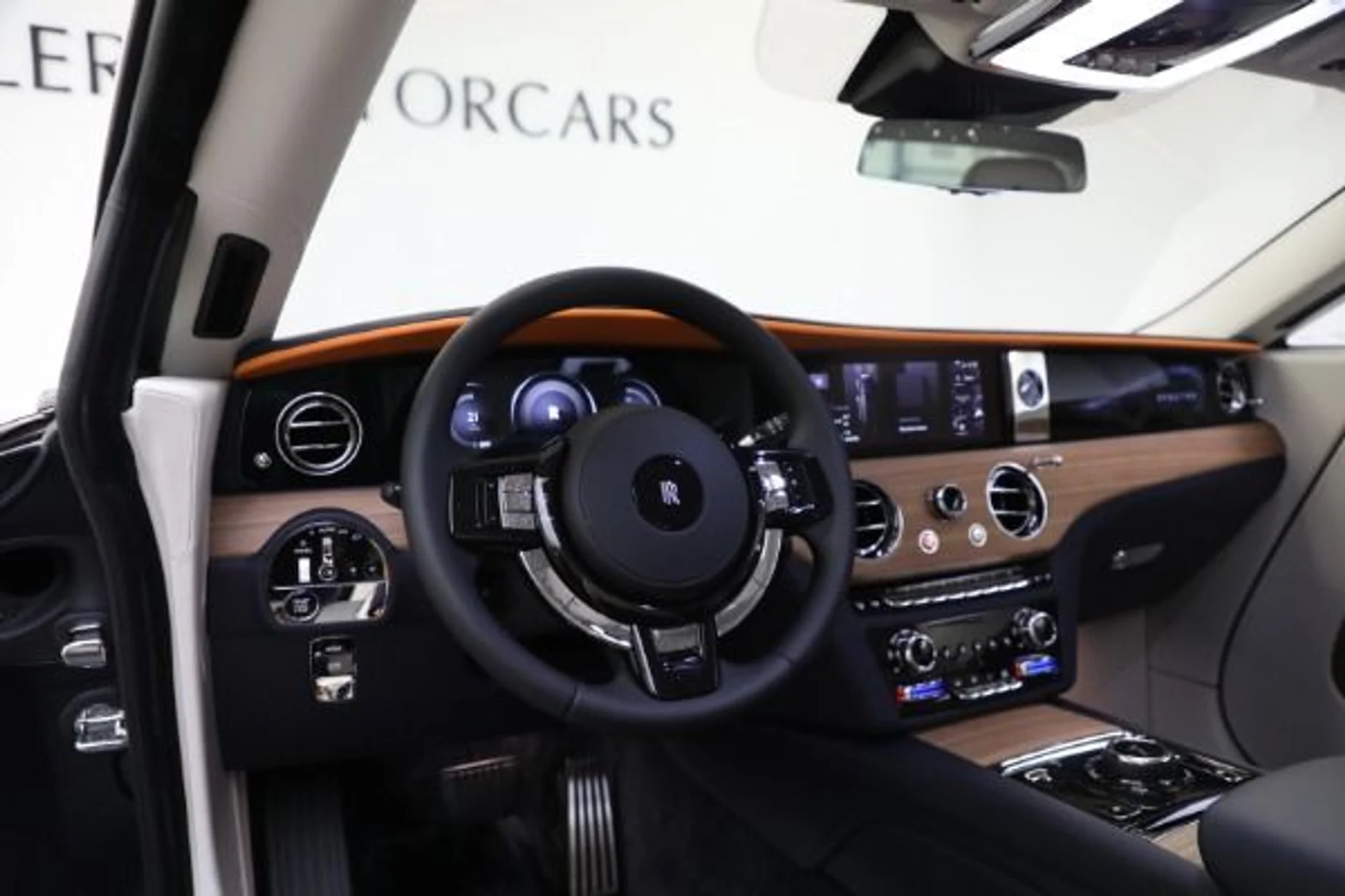mph015_1886049884_New_2024_Rolls_Royce_Spectre_5d30513bf4