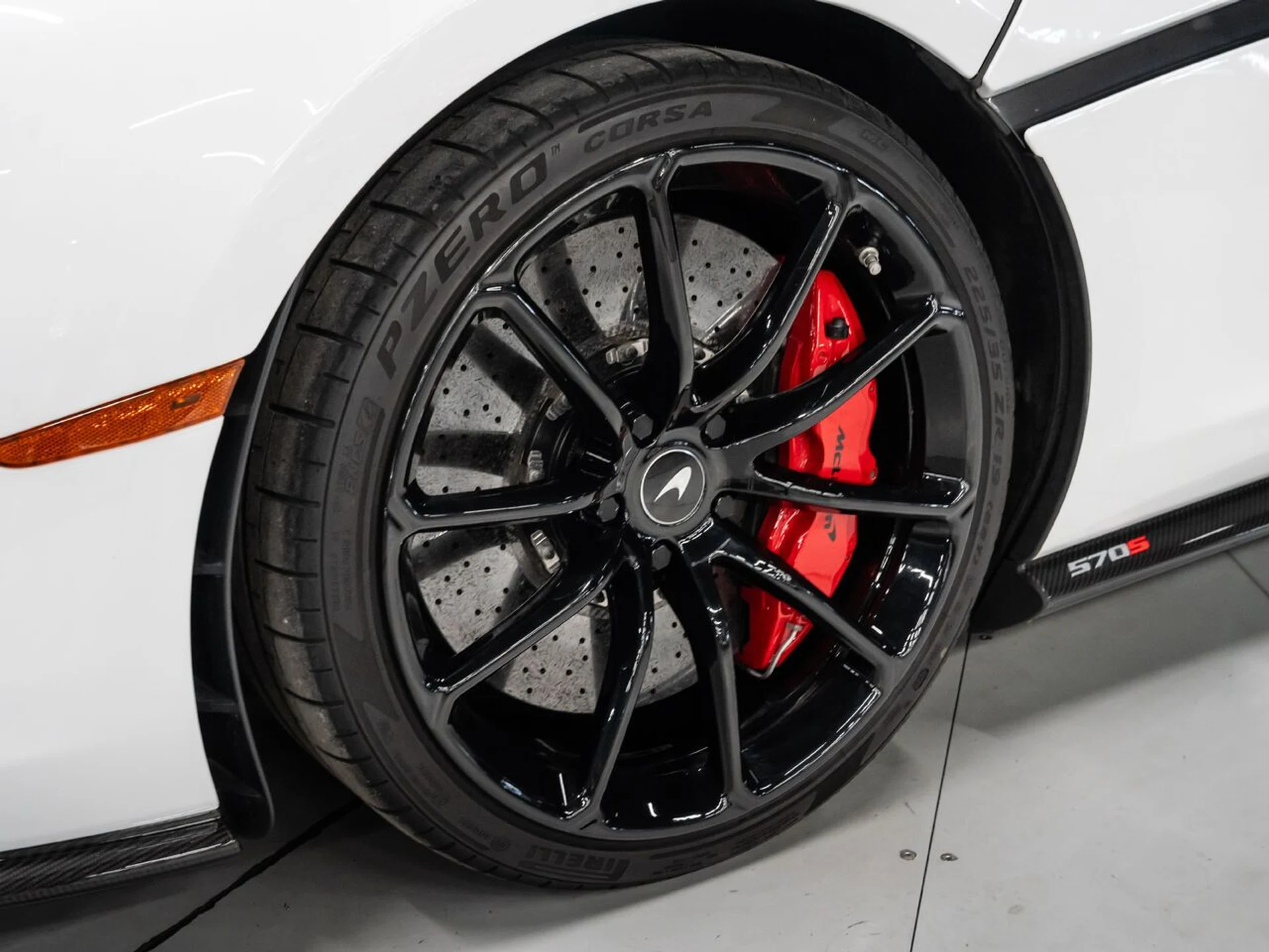 mph015_1890963218_mclaren_570s_2019_b72fd55c36