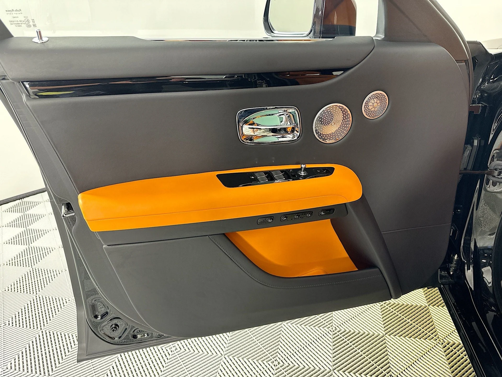 mph015_1895855574_16_b36f42aca6