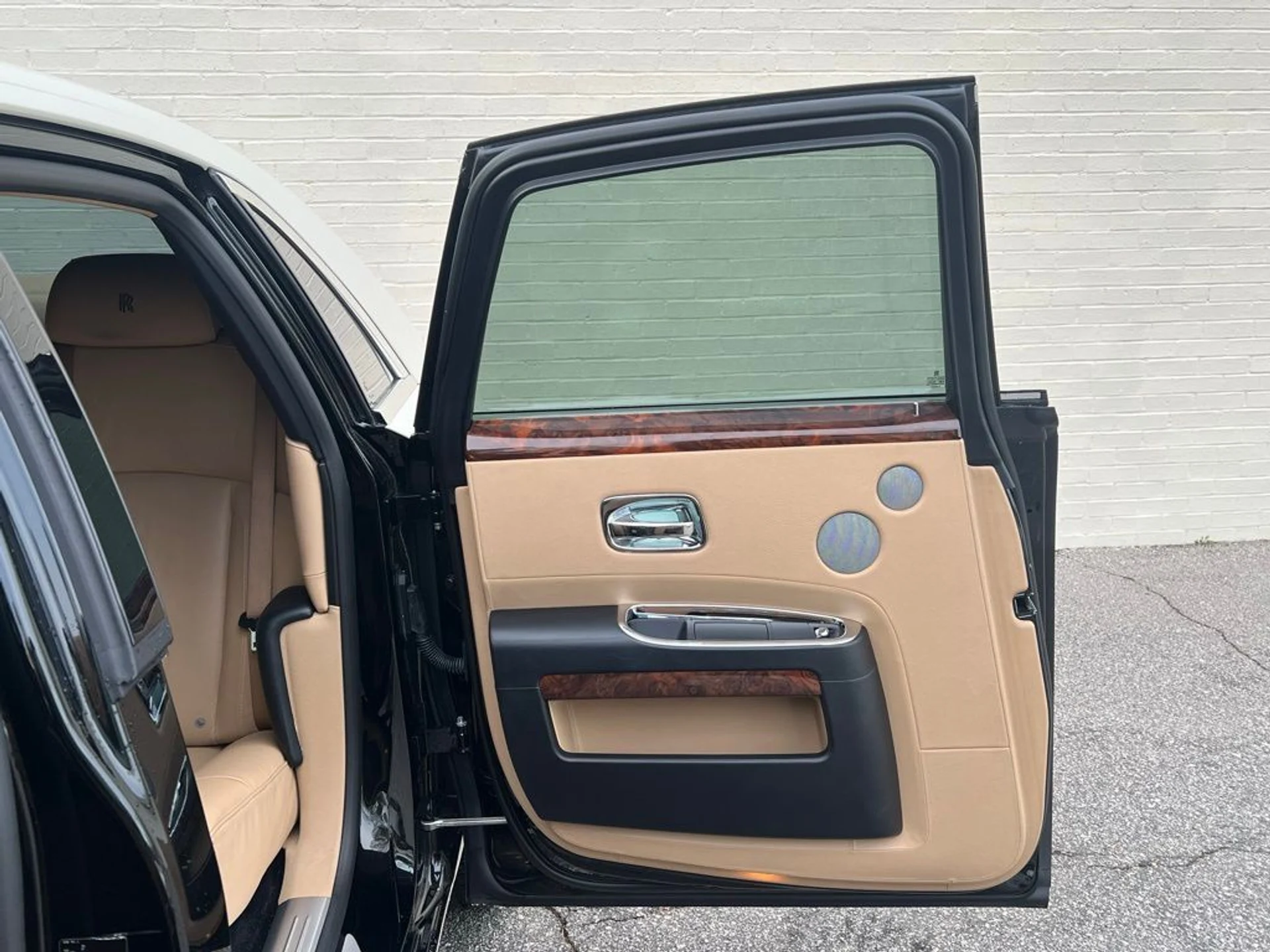 mph015_1899999283_94228c2b1f491b7d335eef44b4ba7c5bx_75527f60d7