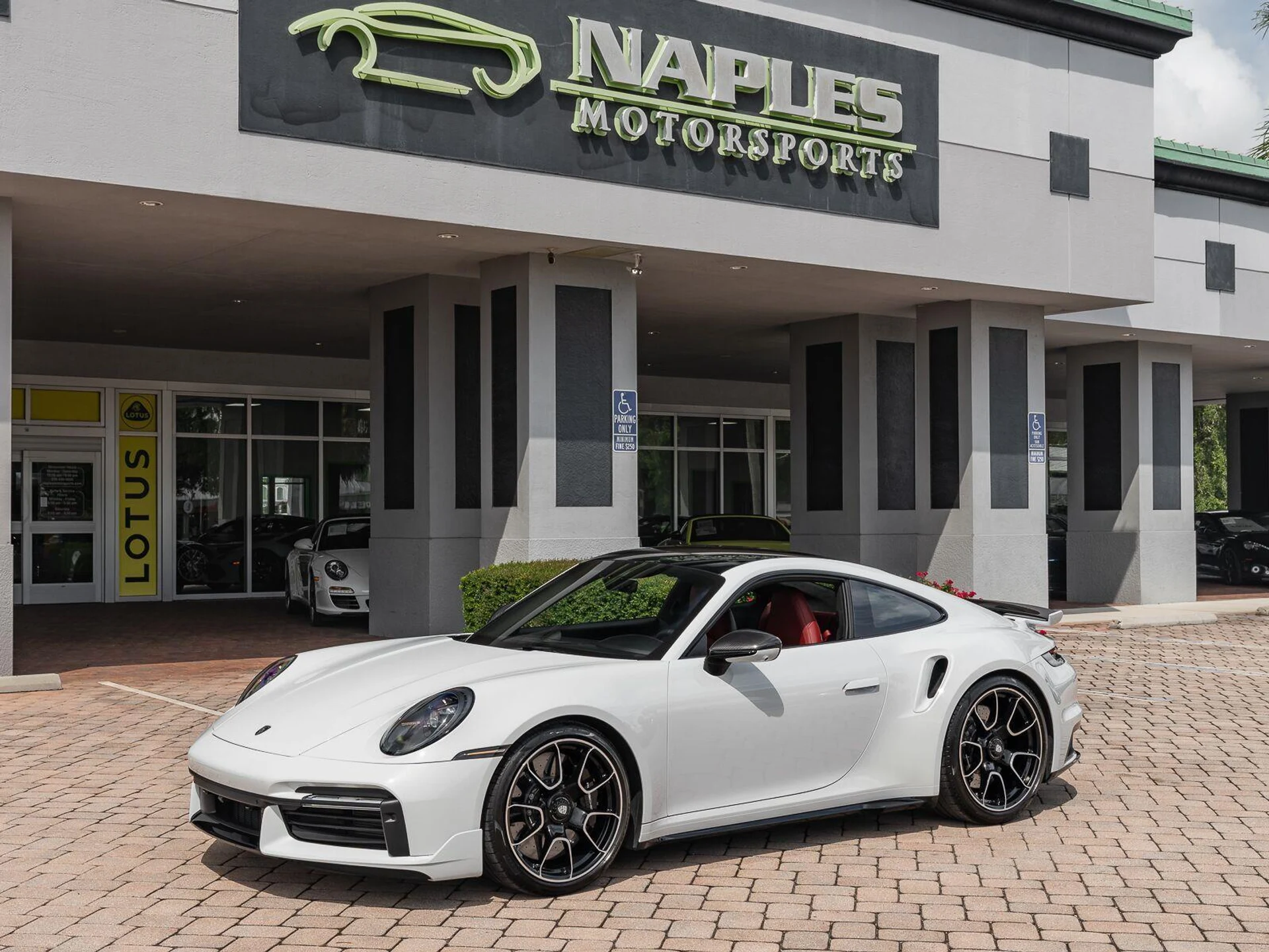 mph015_1906493716_Used_2023_Porsche_911_Turbo_S_1790111615_dc40226759