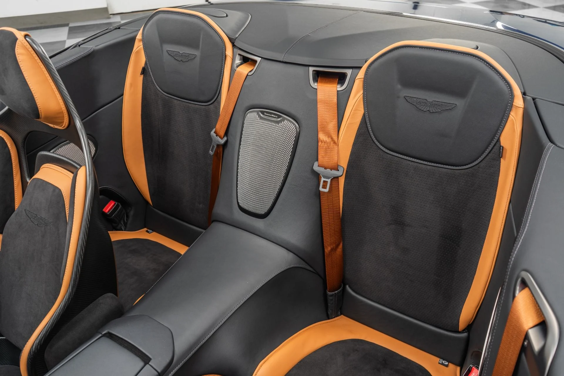 mph015_1910720566_Used_2024_Aston_Martin_DB_12_Volante_Carbon_Fiber_Bucket_Seats_Heritage_Paint_Color_1773867859_676d2e210d