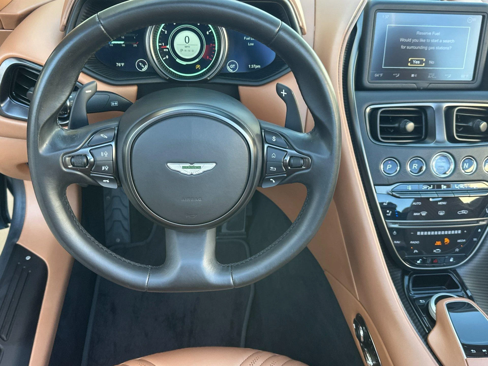 mph015_1910915883_Used_2019_Aston_Martin_DB_11_Volante_1790909273_3d6b13bf6d