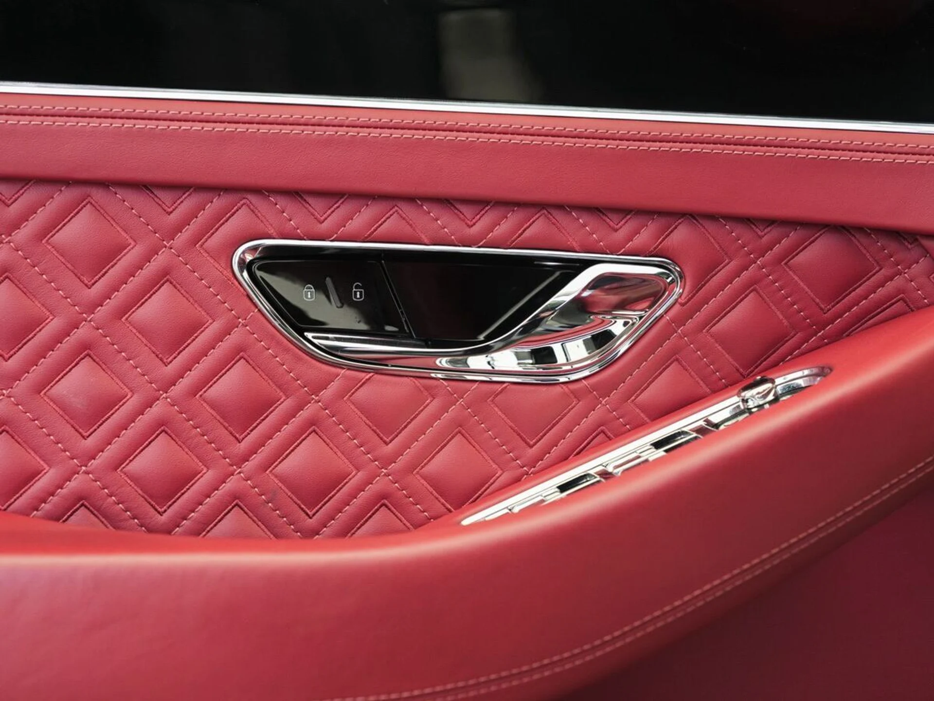 mph015_1912899991_5gfmd0axt7kc4mgbpjo3xajpmzvw_d4a3d555aa