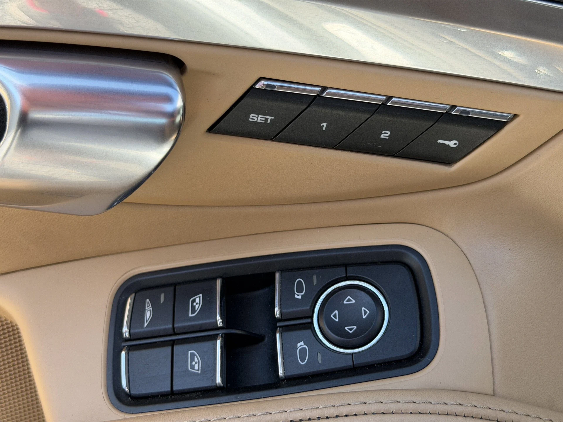 mph015_1922199995_ac3e9f1ac1c200cc99800970411aad82x_c884252d84