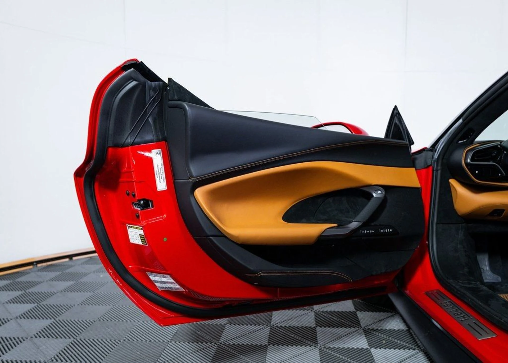 mph015_192236440_888645968d45fe7c63b4f9c0e2021cd9_3d3739c150