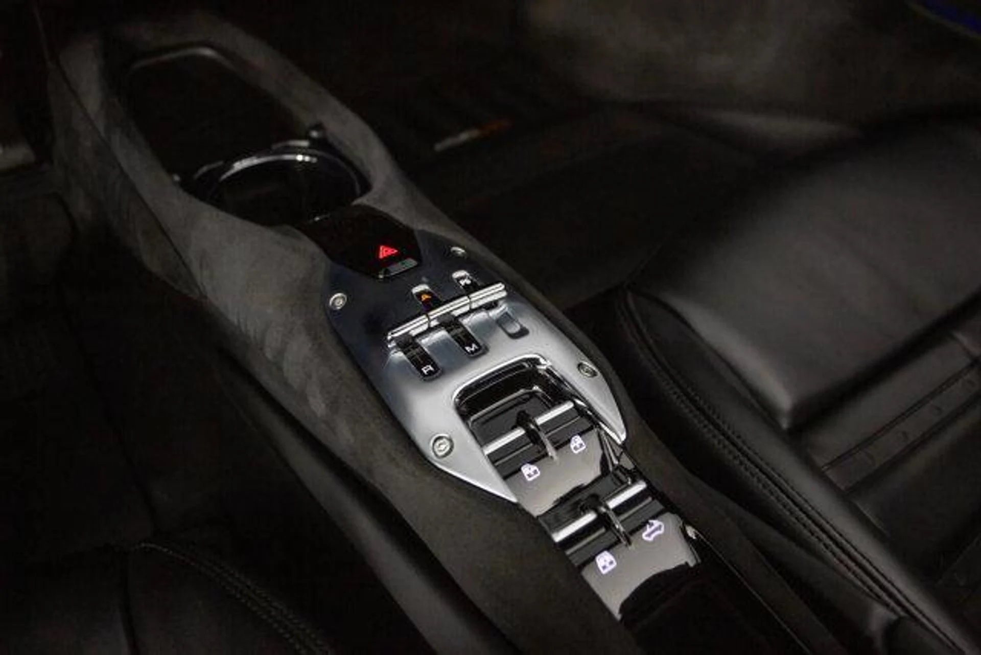 mph015_1942373688_oo_l_Ok_Zpj_Or2_Tz_Q8c8hw_Sju_2_WI_c8e32bef1c