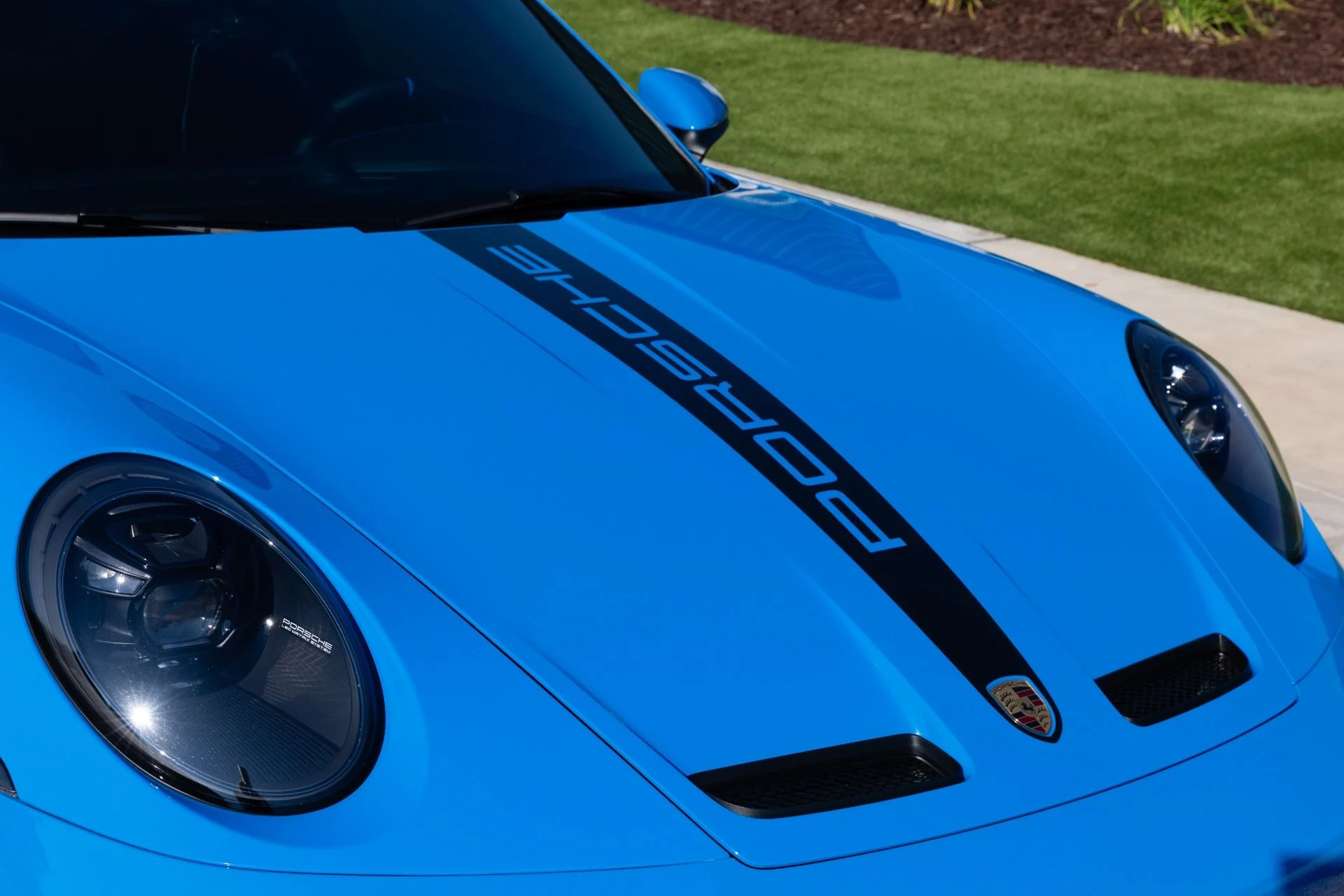 mph015_1952070688_Used_2022_Porsche_911_GT_3_1769043467_7d1aee4ecc