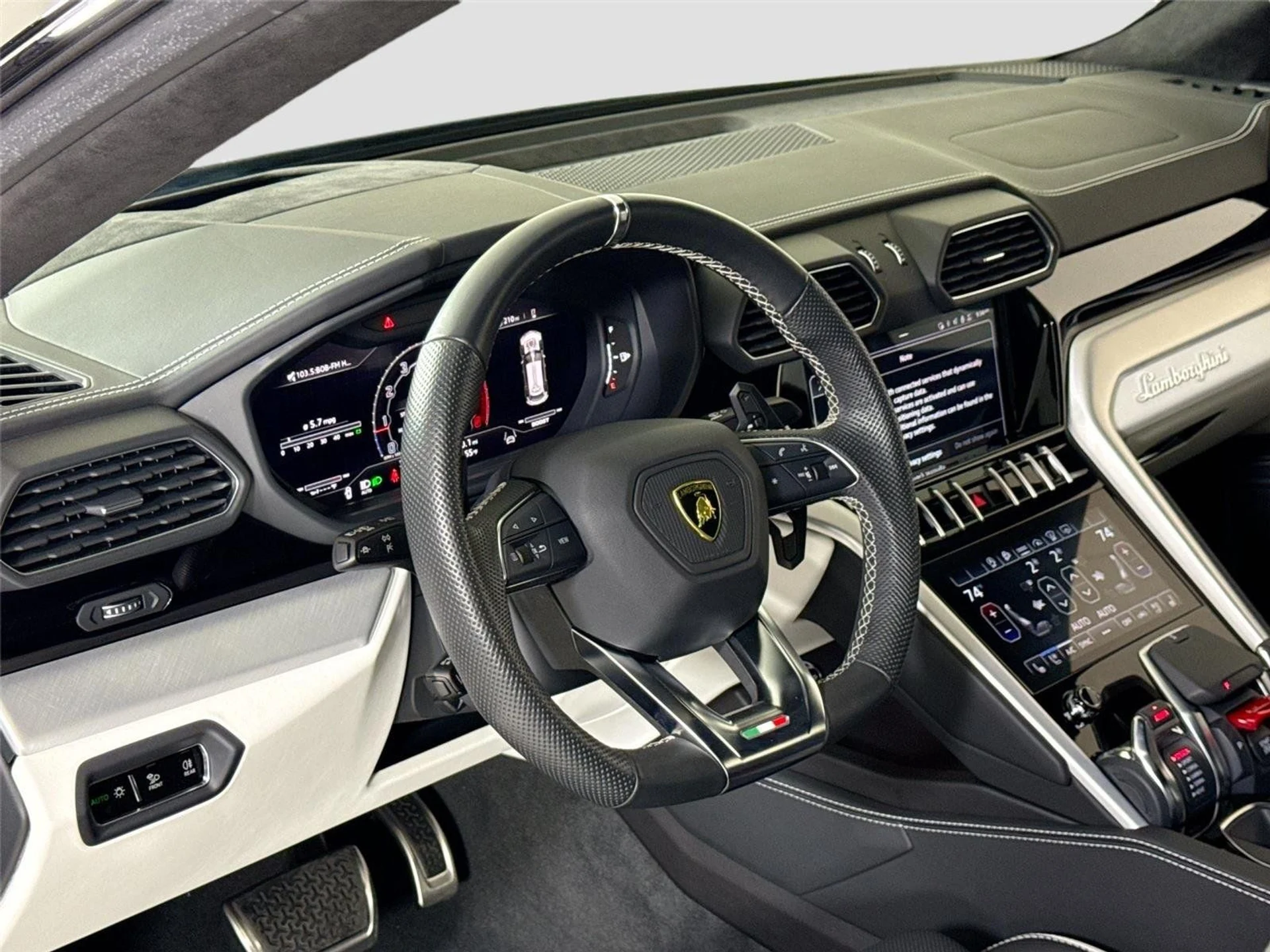 mph015_1956753927_29356ac63845753c7e701df748116148_e393b286b6