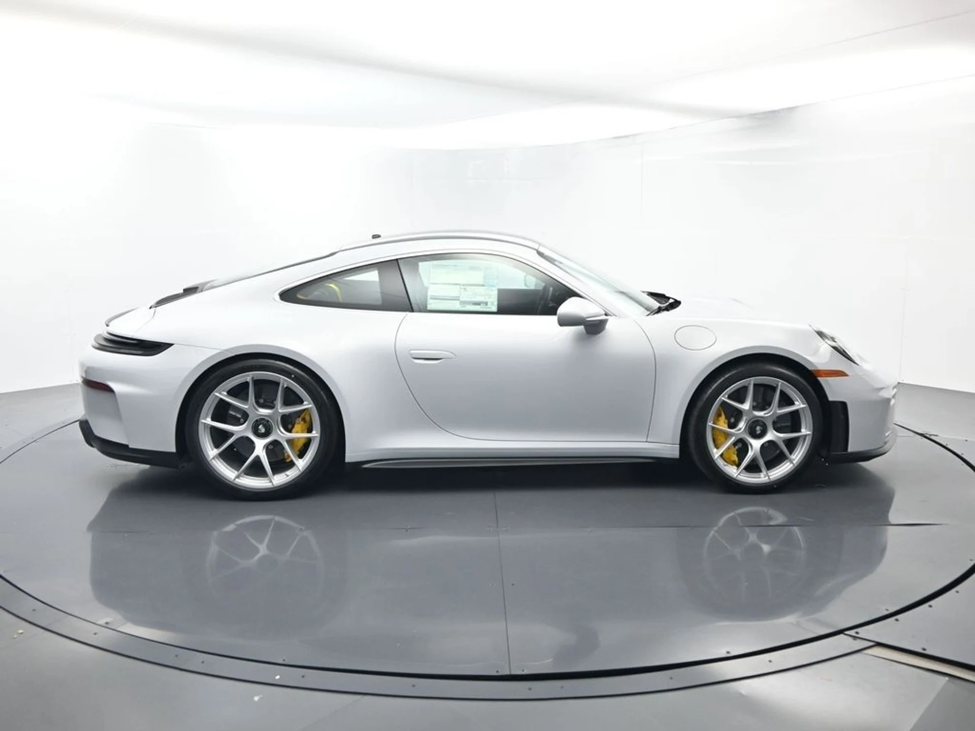 mph015_196153702_ba38ecfe6fa1d57ac8f0f9750f4e89d9_44a5533006