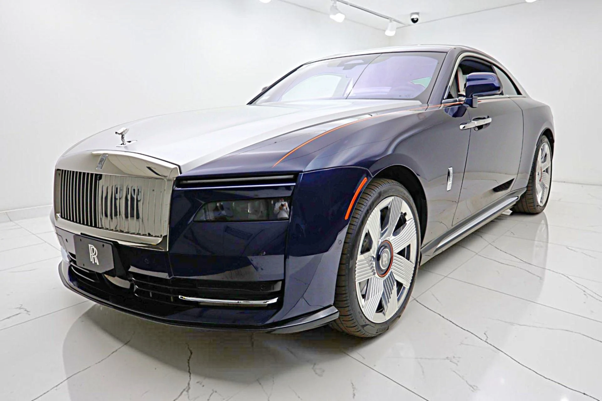 mph015_1961921710_Used_2024_Rolls_Royce_Spectre_cad464444a