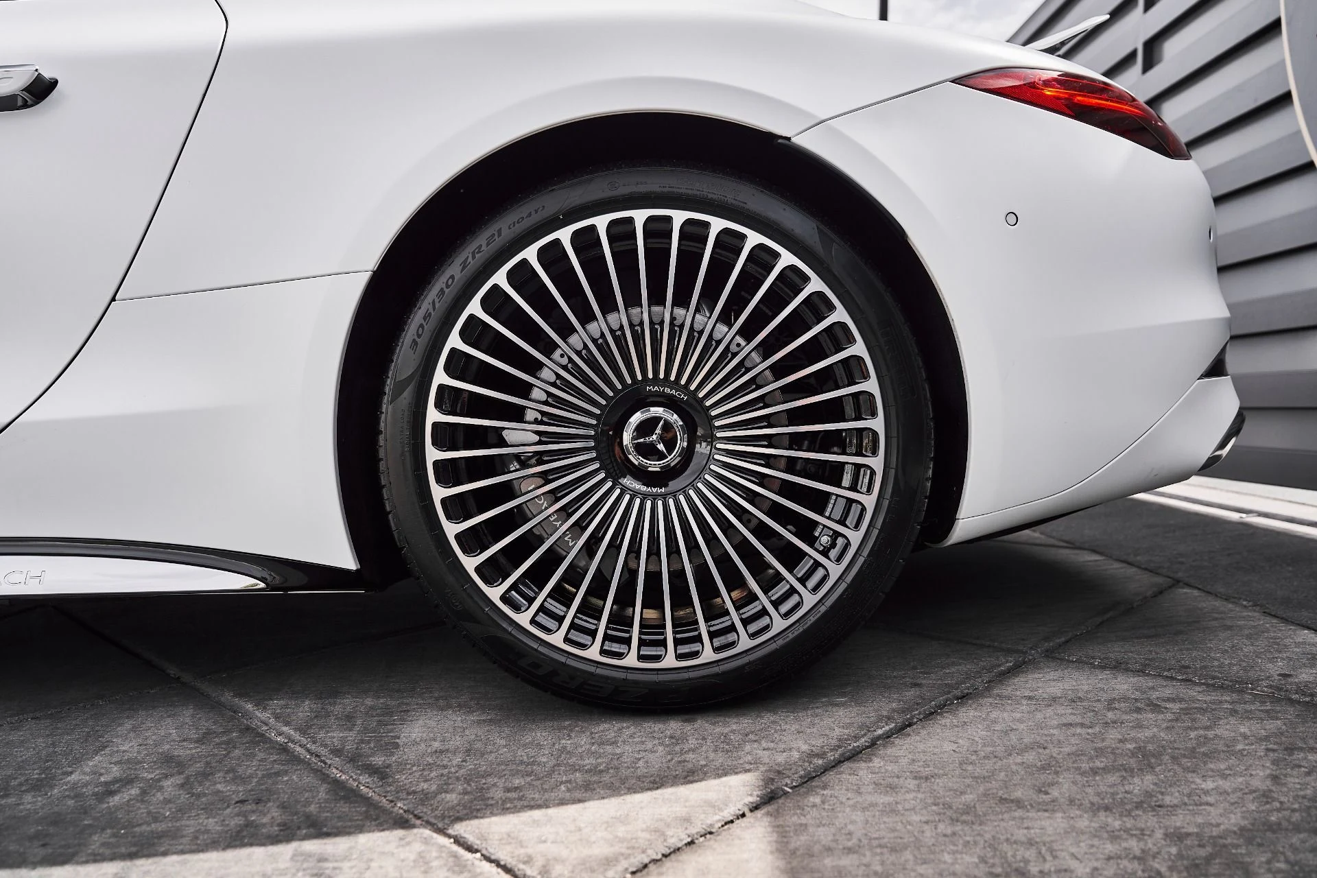 mph015_1961964853_Used_2026_Mercedes_Benz_SL_Class_Maybach_SL_680_1777159917_aca030fad4