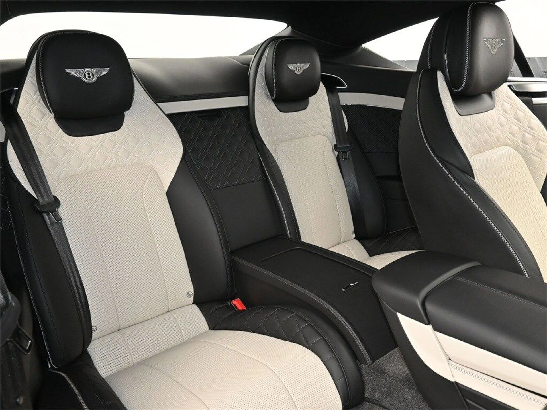 mph015_1965631387_fc03a15b20df4c7b988e7bc3ee1c5629x_b392cf10b9