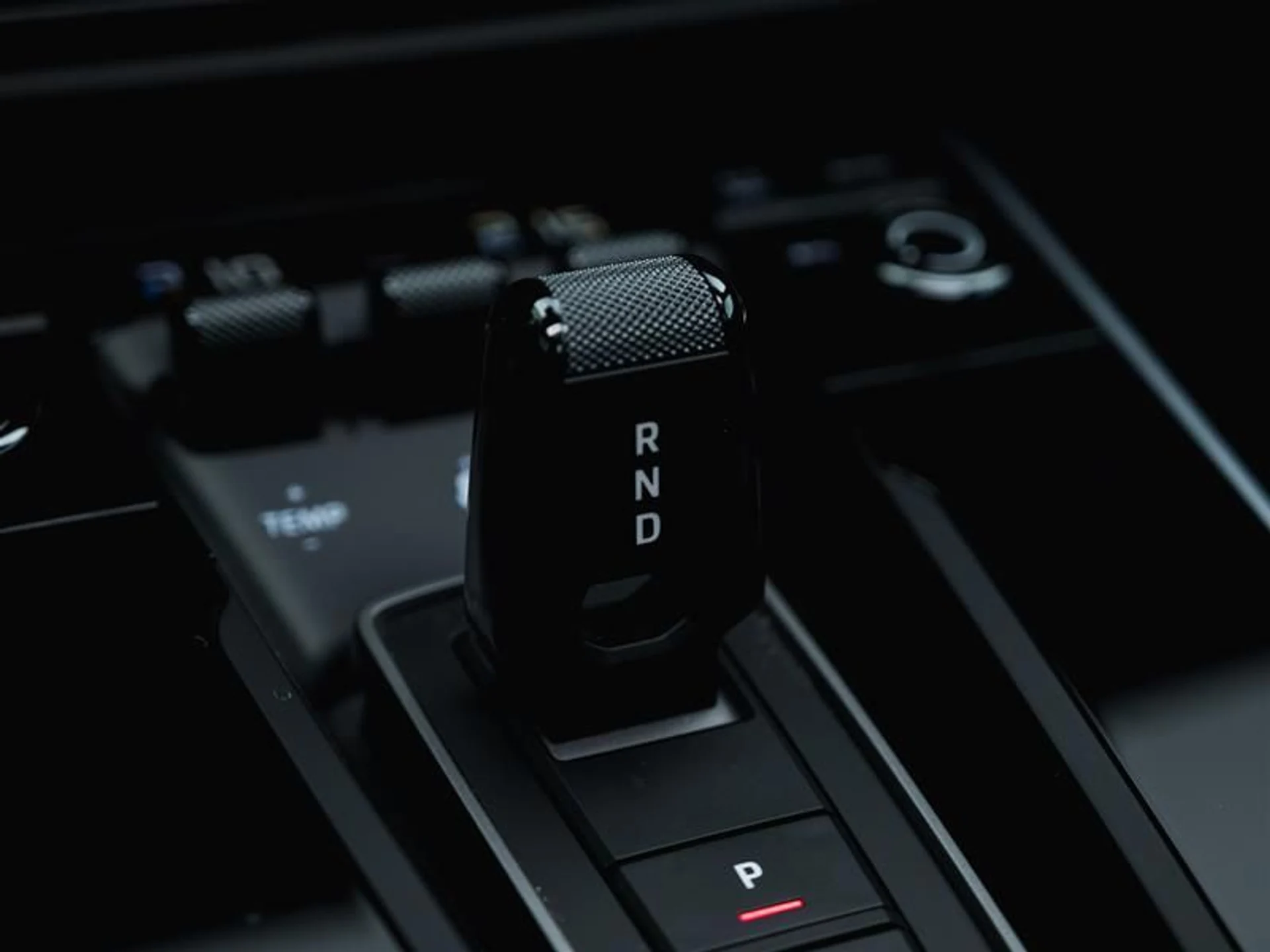 mph015_1966436348_syns3s1j_56757478bf