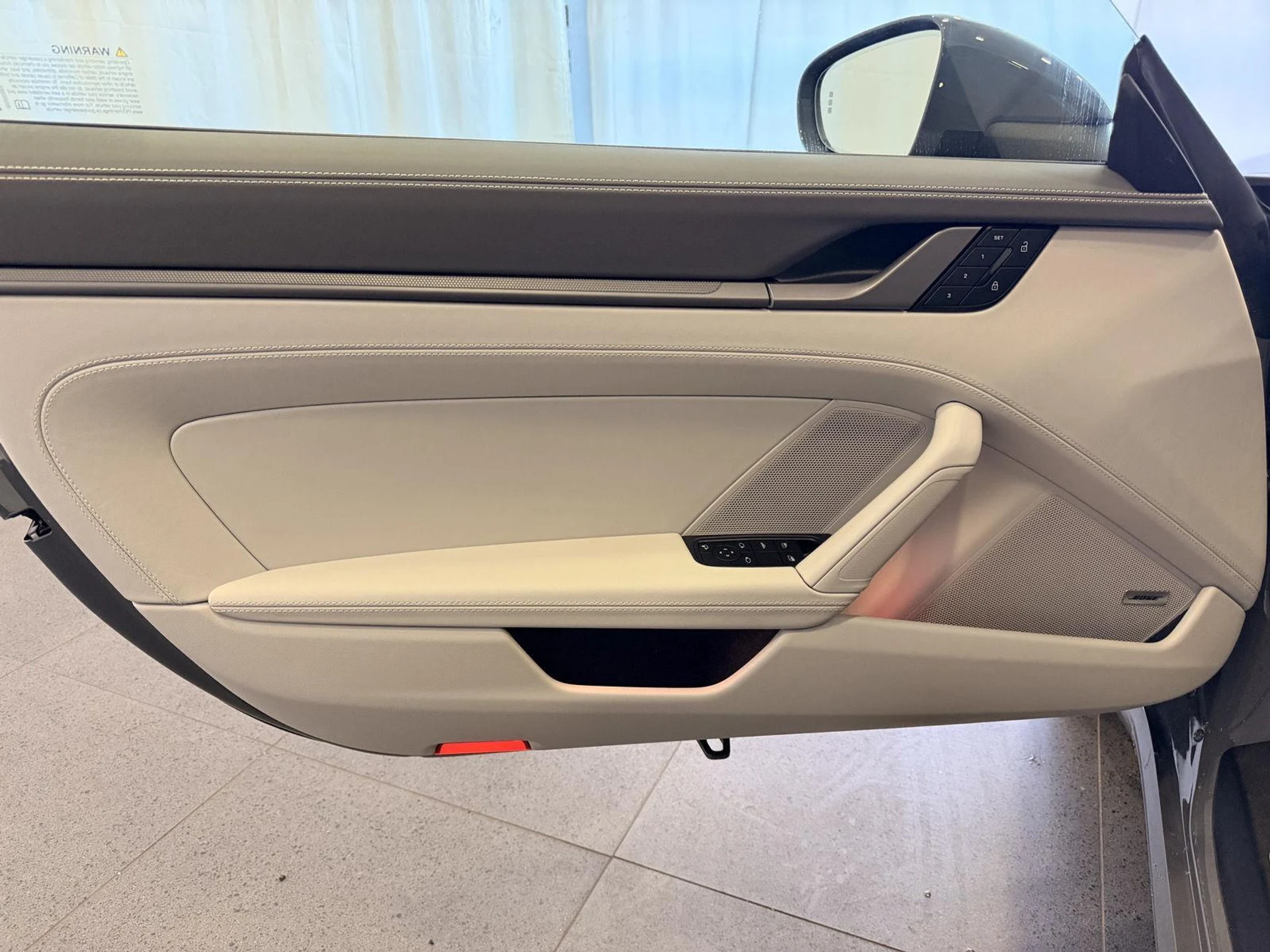 mph015_1968660139_105ab497f11d98266bca77f60d73d56dx_c42c483b01