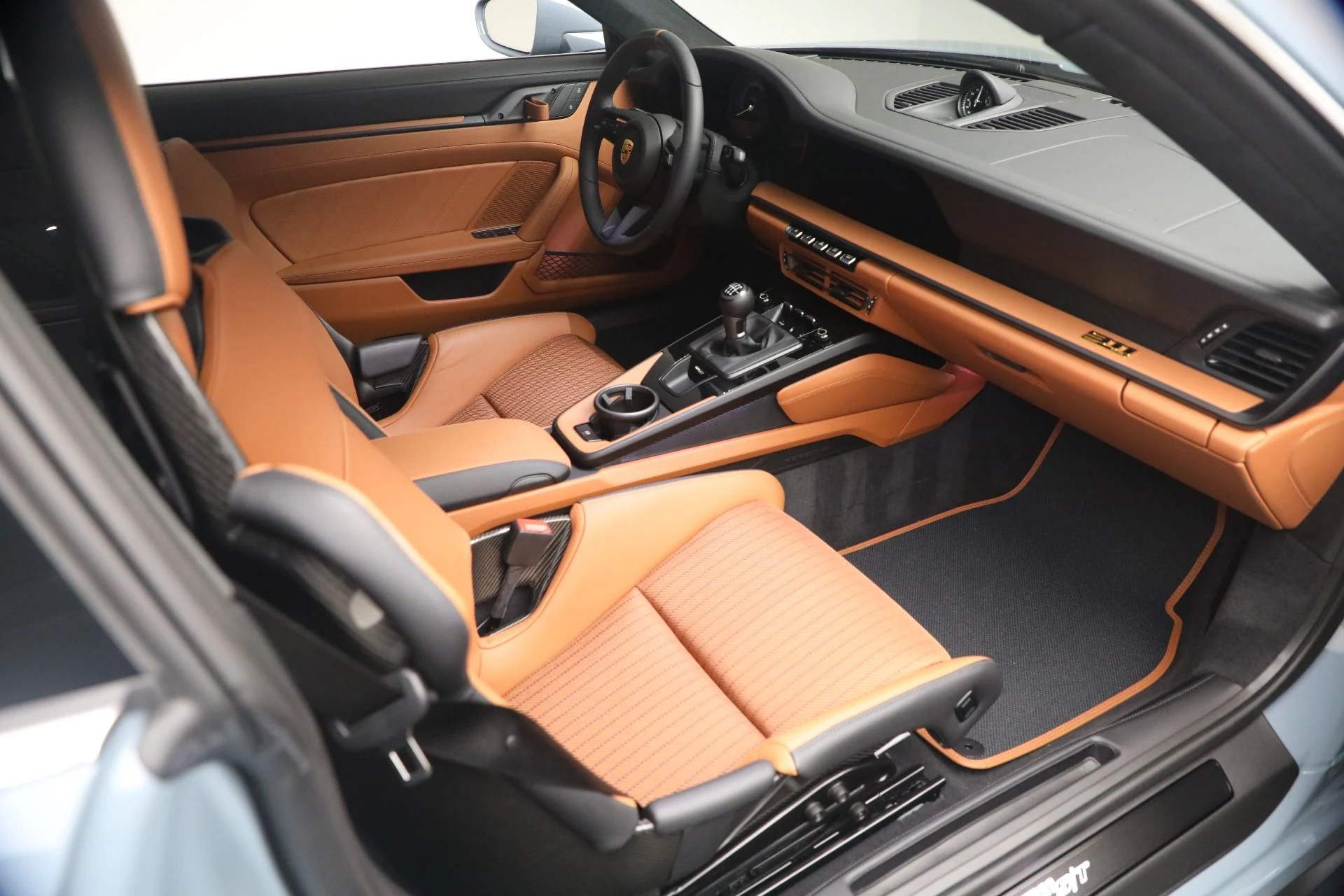 mph015_1970558885_Used_2024_Porsche_911_ST_1764957480_a6a93af4af