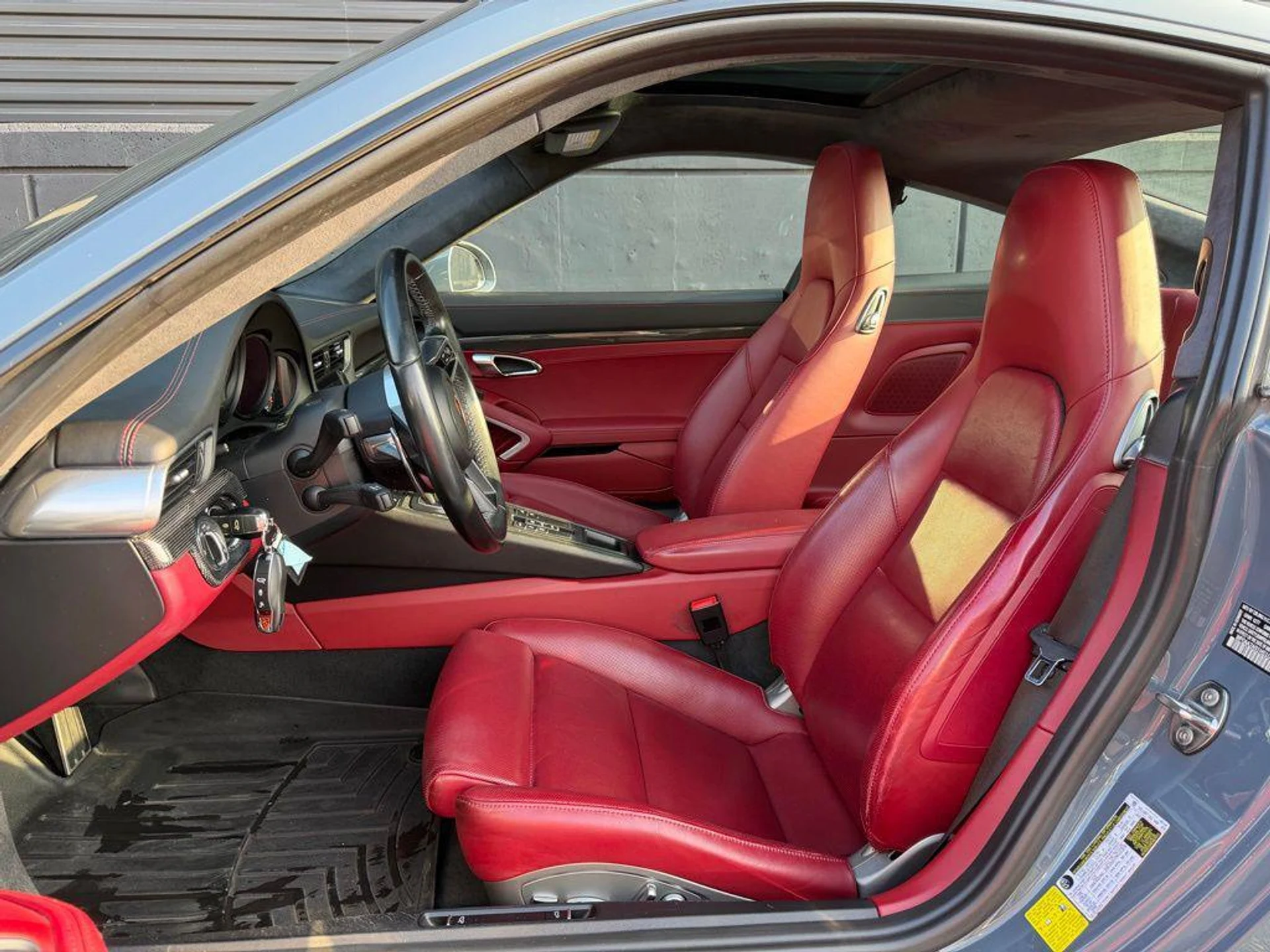 mph015_1974237197_0q_Um_Rgbfw_Q1_S_Ds7_Va9_Pb_Bh_F_Bh_NQ_d203e4658f