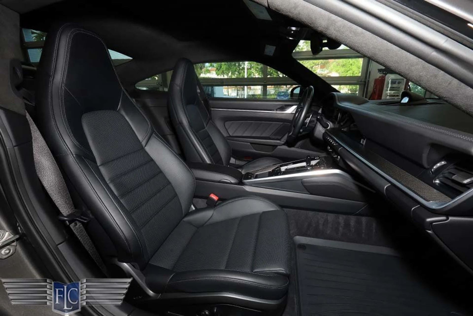 mph015_1974772950_used_2022_porsche_911_turboscoupe_9689_23001606_16_1024_4bfa685717