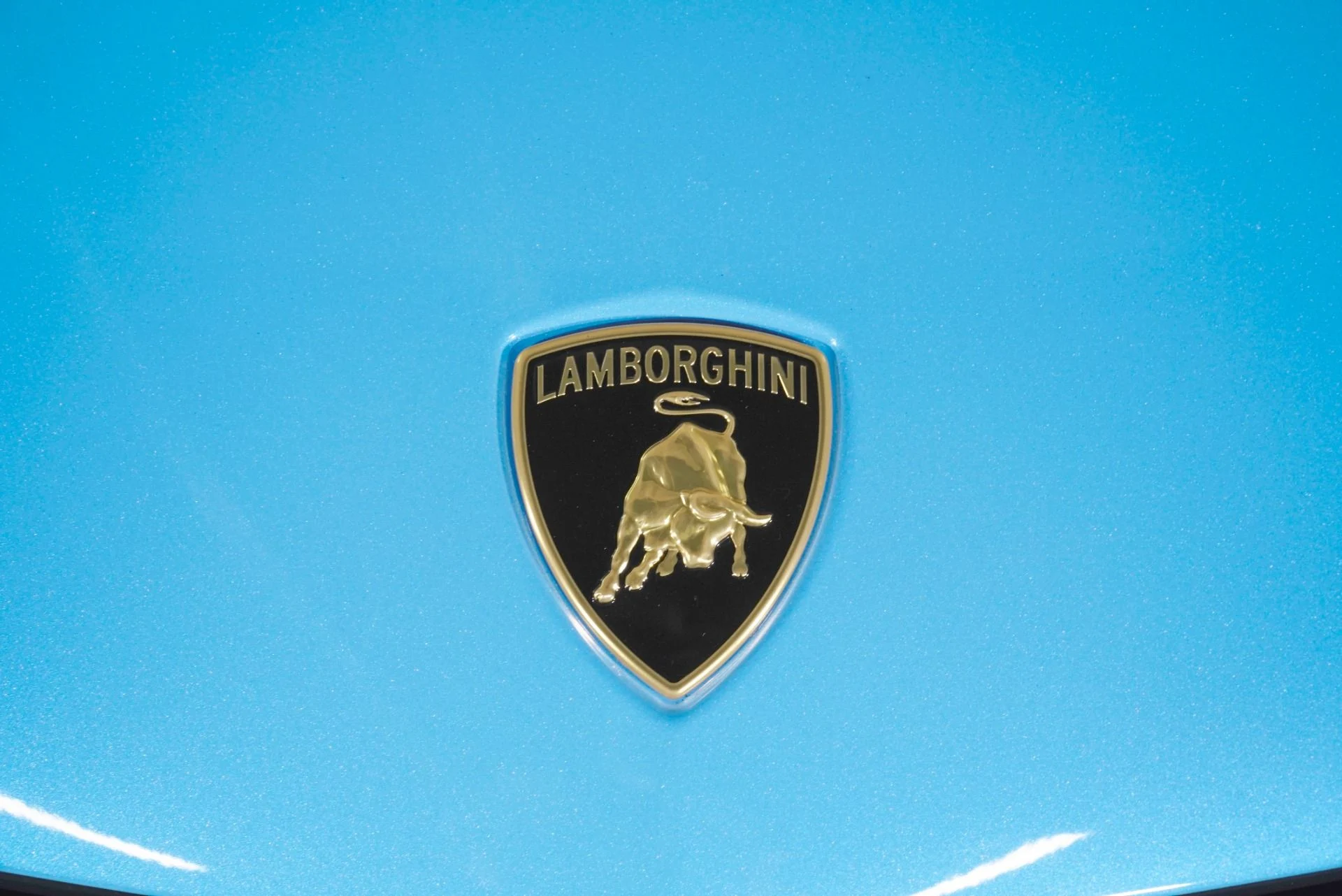 mph015_1979091251_Used_2025_Lamborghini_Urus_SE_1781248569_7bd6194402