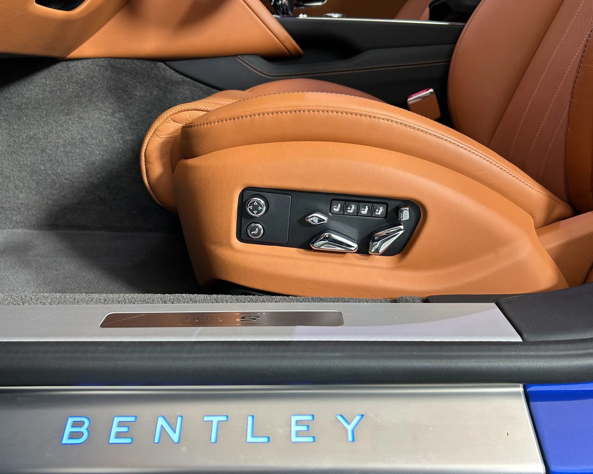 mph015_1985837474_e0566c26648a4dff922480b0a6205482_7e770e65e9