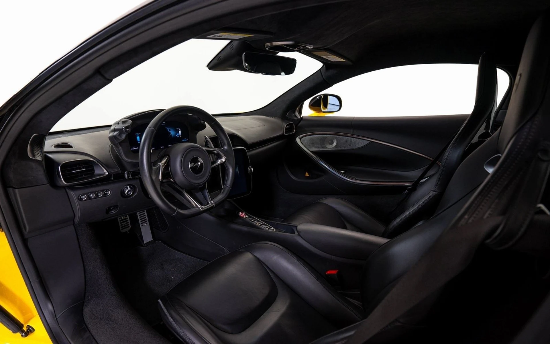 mph015_1992073291_2d9e265614ee57d0421e7fa86d404858x_7a3a17663b