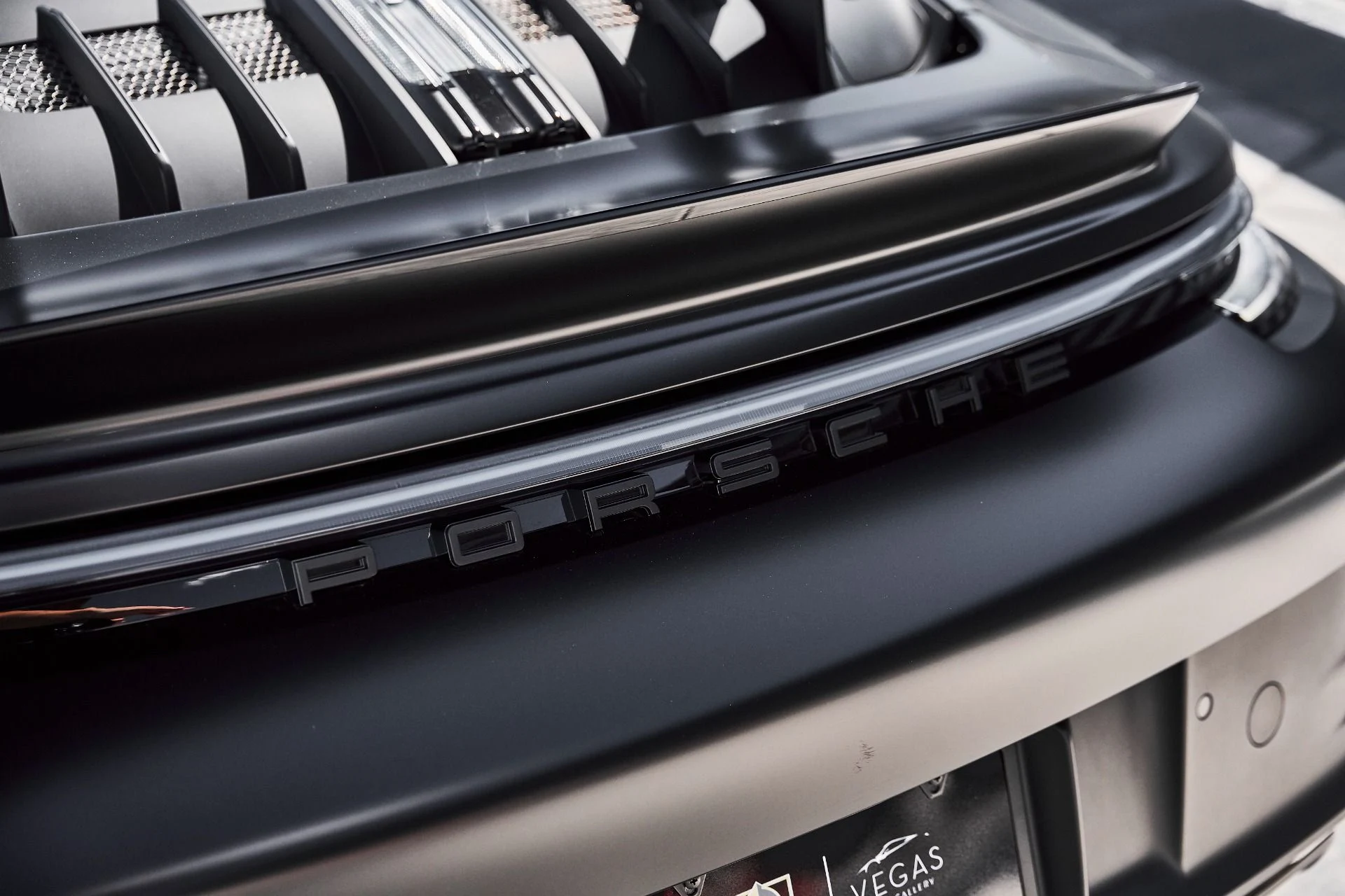 mph015_1992655685_Used_2025_Porsche_911_GT_3_RS_1776295518_5fd06931cb