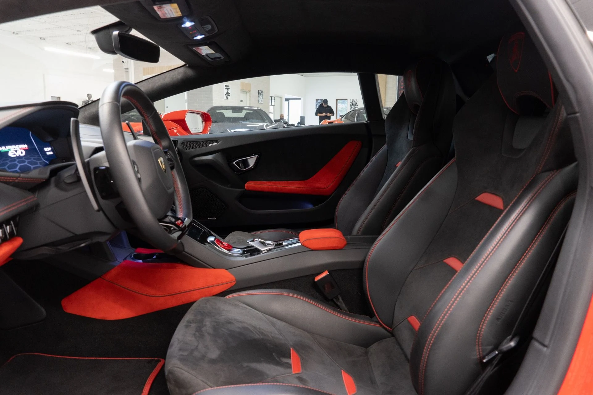mph015_199294073_Used_2020_Lamborghini_Huracan_EVO_1787867909_3276566c87