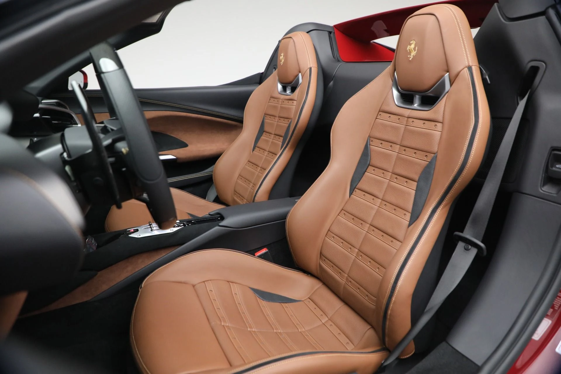 mph015_1998195823_Used_2024_Ferrari_296_GTS_1769206215_685943b123