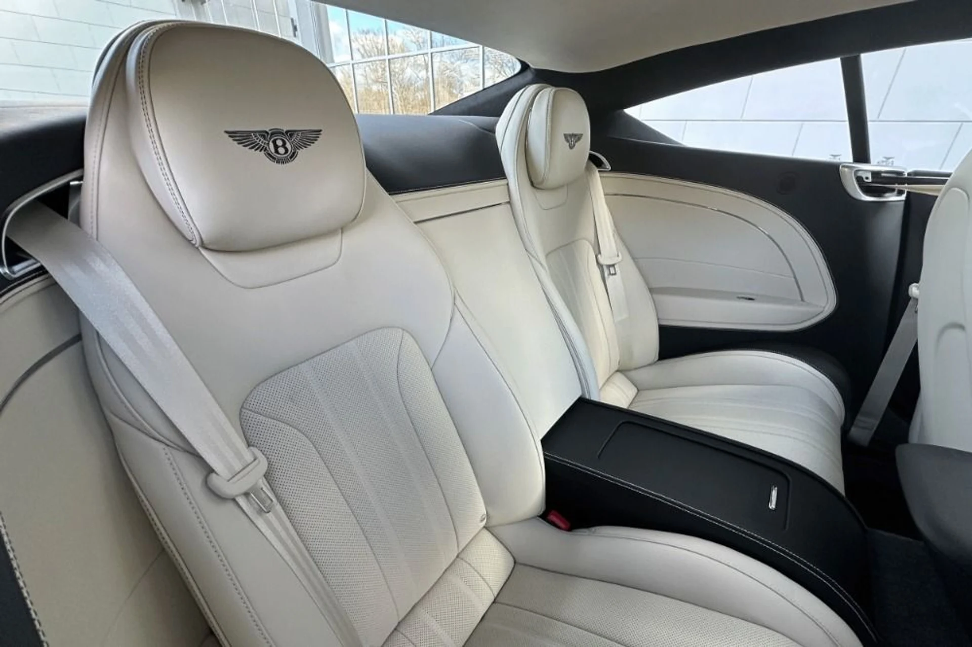 mph015_1999642186_New_2026_Bentley_Continental_GT_GT_1765799152_d1d6ee88fb