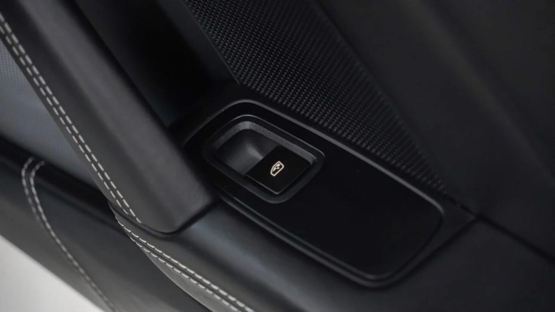 mph015_2000148372_rl_Uzcri_S_Kpg_KC_Dy_Bb21kss_Esu_Fc_3d8abdb469