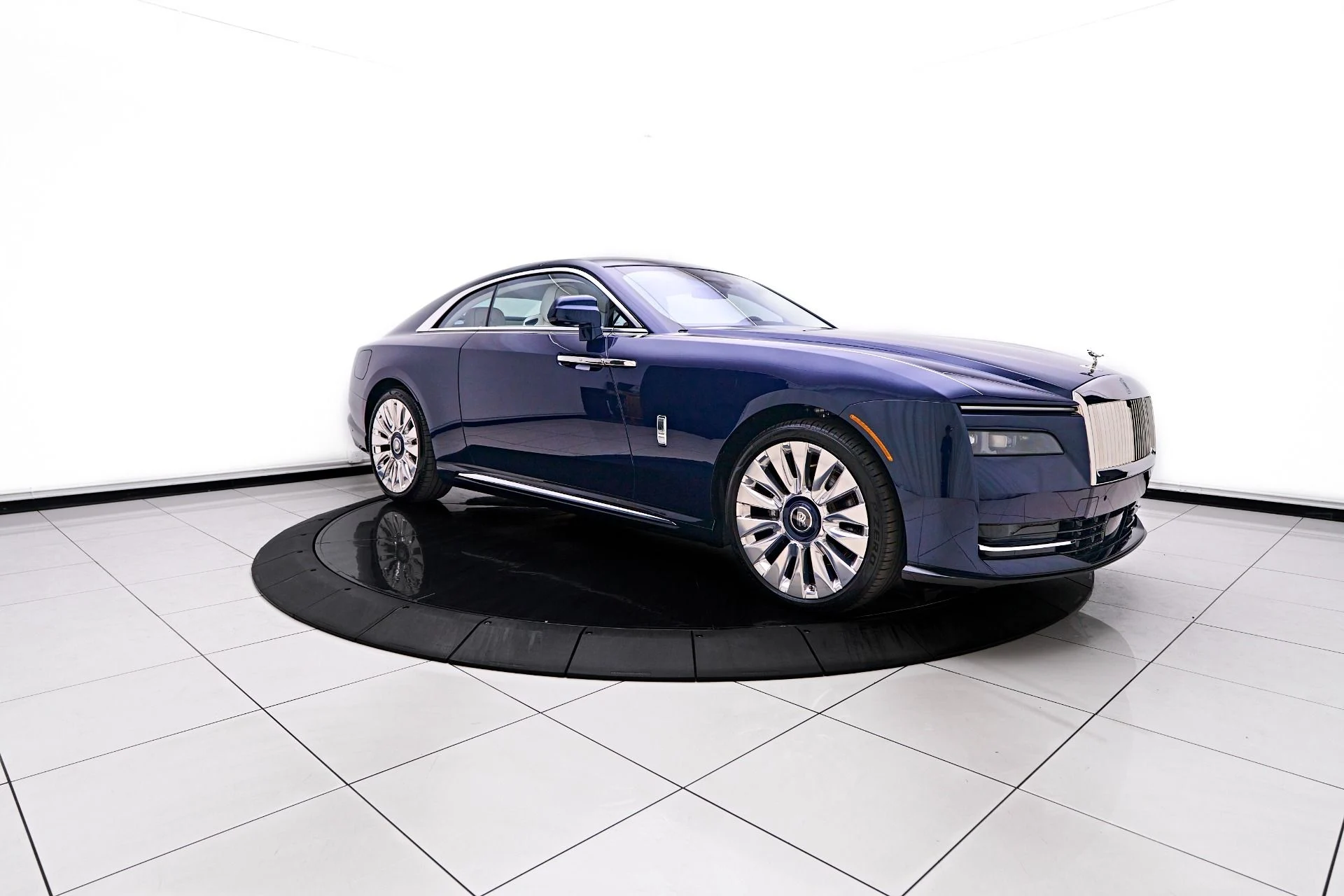 mph015_2005344069_Used_2024_Rolls_Royce_Spectre_1754161162_b0ccdf48c3