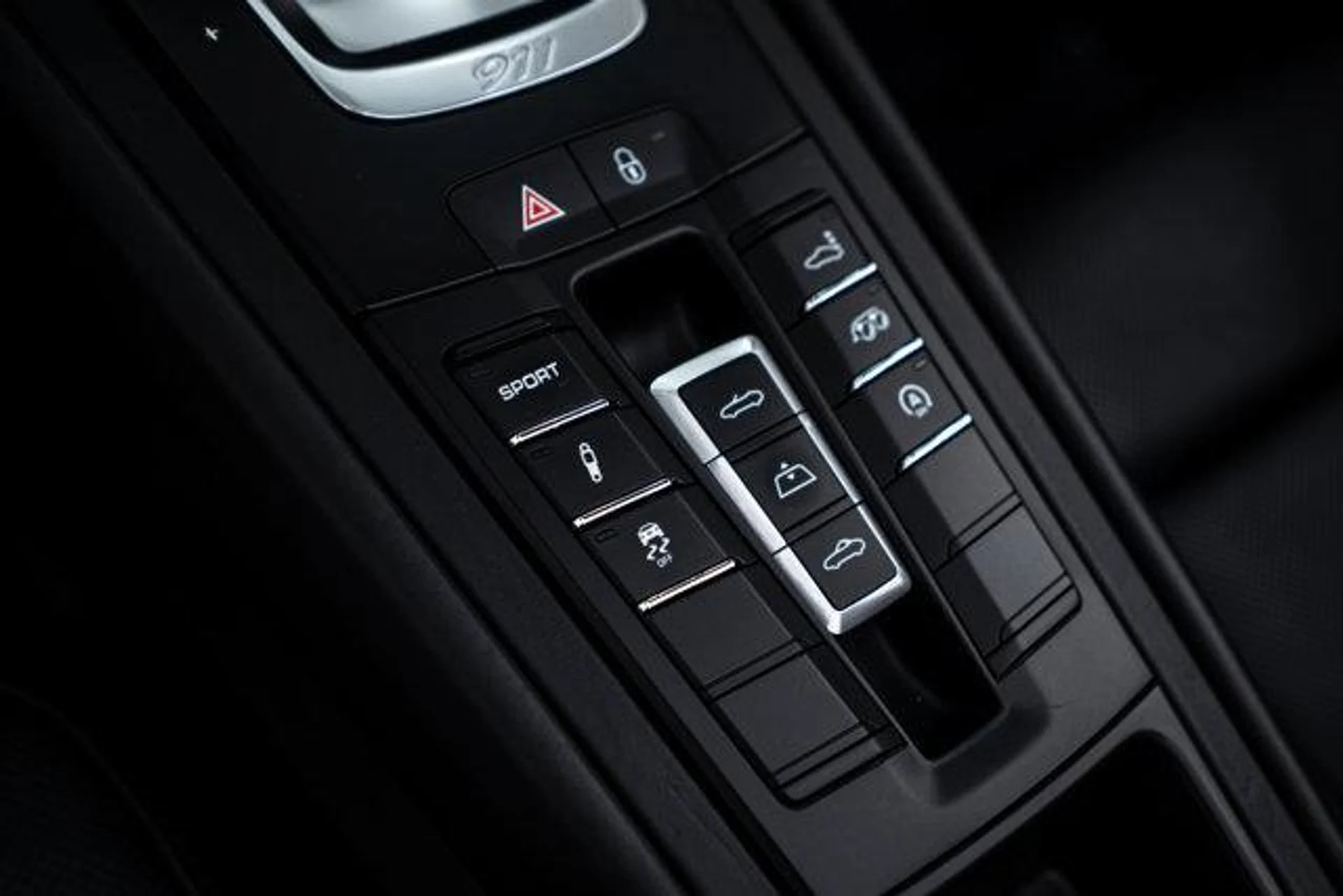 mph015_2009007291_u0_An_Lo_Q_Aqp2_m2d_Zo9_M_gym_Bk_S0_7803bf21d8