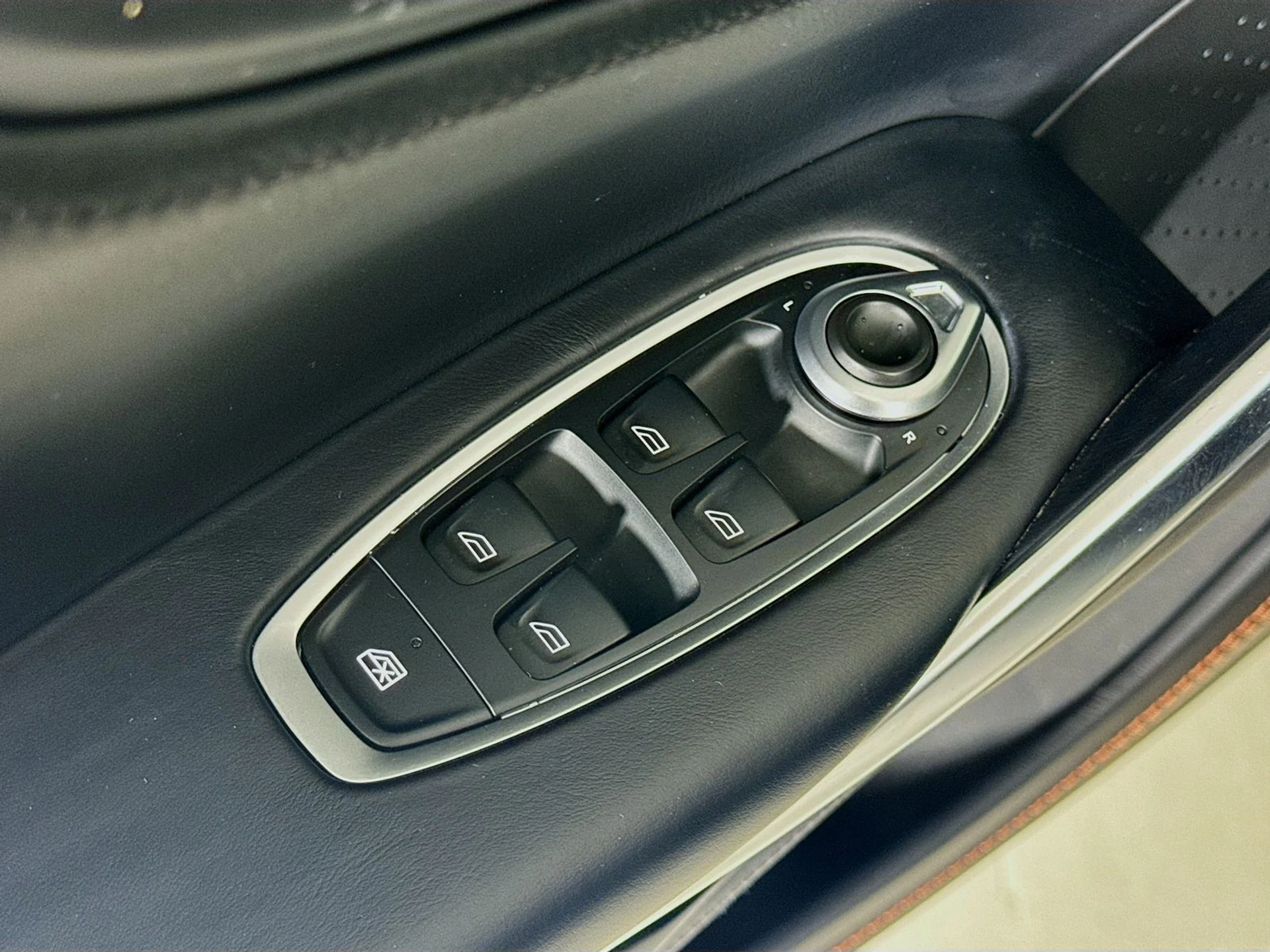 mph015_2011006481_860ef20668bc5f895ef16367b09fef20x_0d05b61672