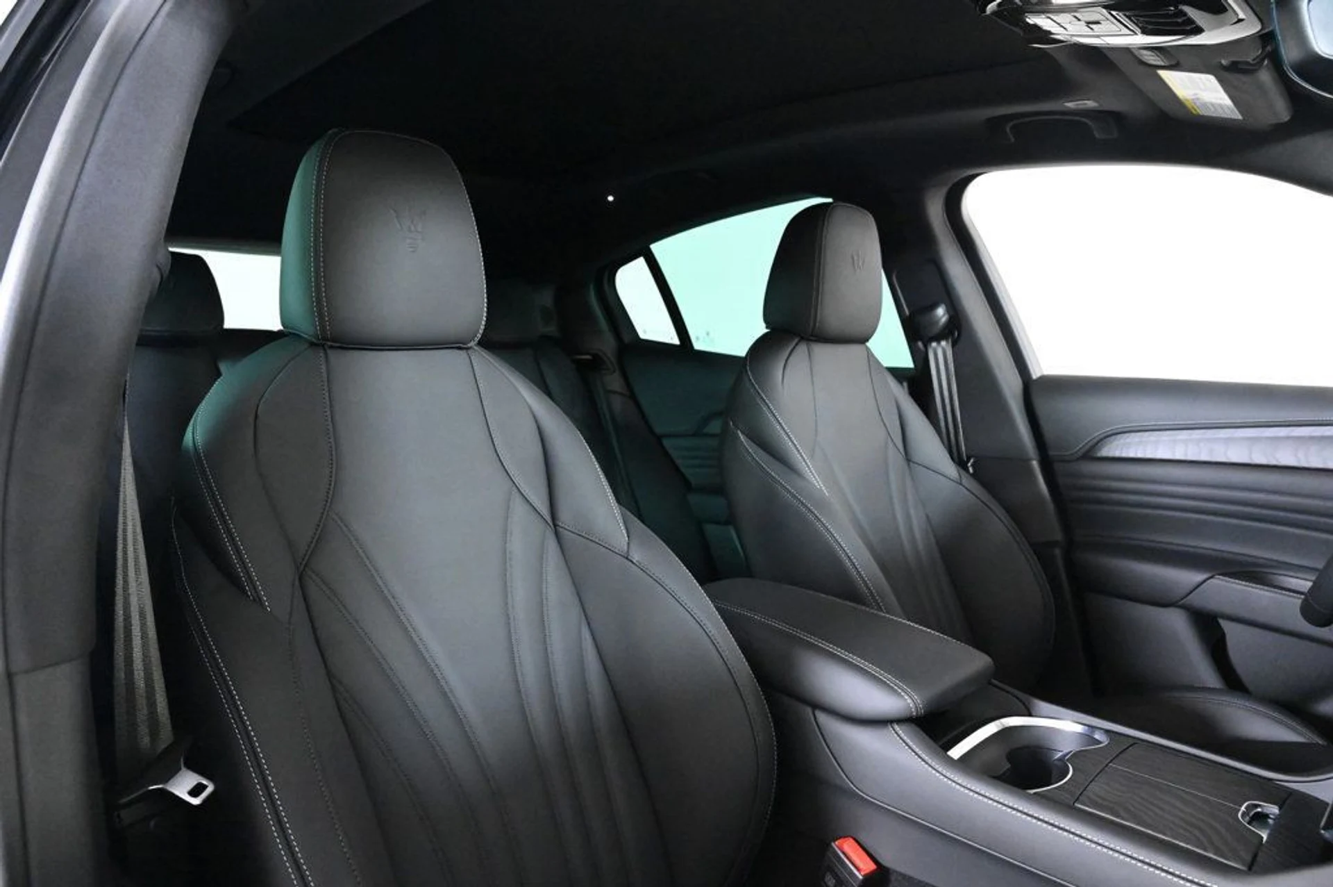 mph015_2014547016_new_2000_maserati_grecale_modena_11350_22978912_15_1024_c14ec7919c