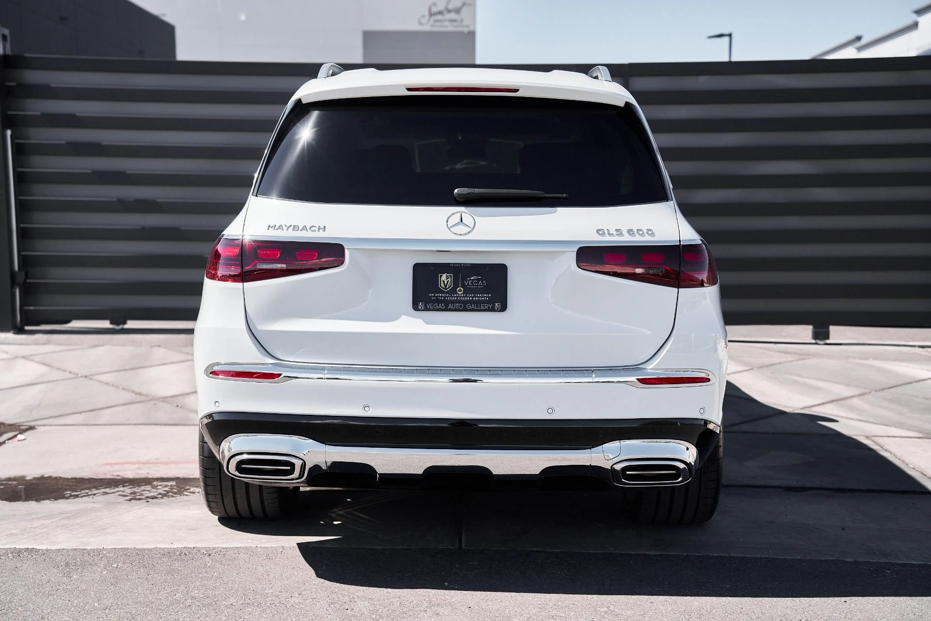 mph015_2017659285_Used_2025_Mercedes_Benz_GLS_Maybach_GLS_600_1759509781_74e42e8810
