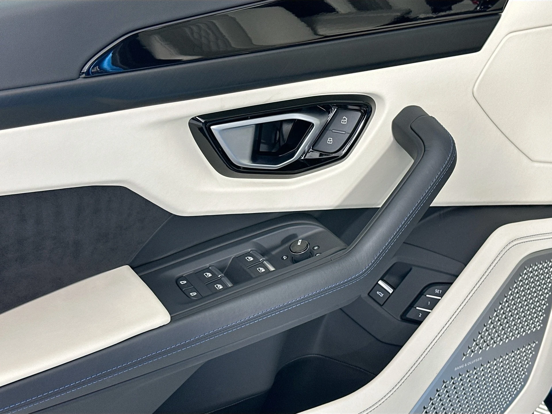 mph015_2020676429_16_f22502b084