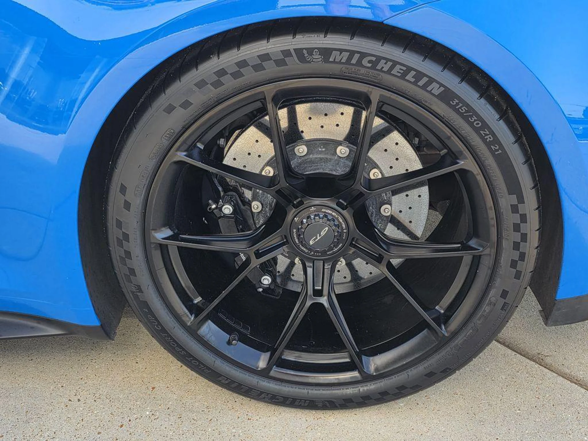 mph015_2022612261_a_E_Kz_Js_Ix_N9148mv_K4d0_Tibqct_X0_5177426932