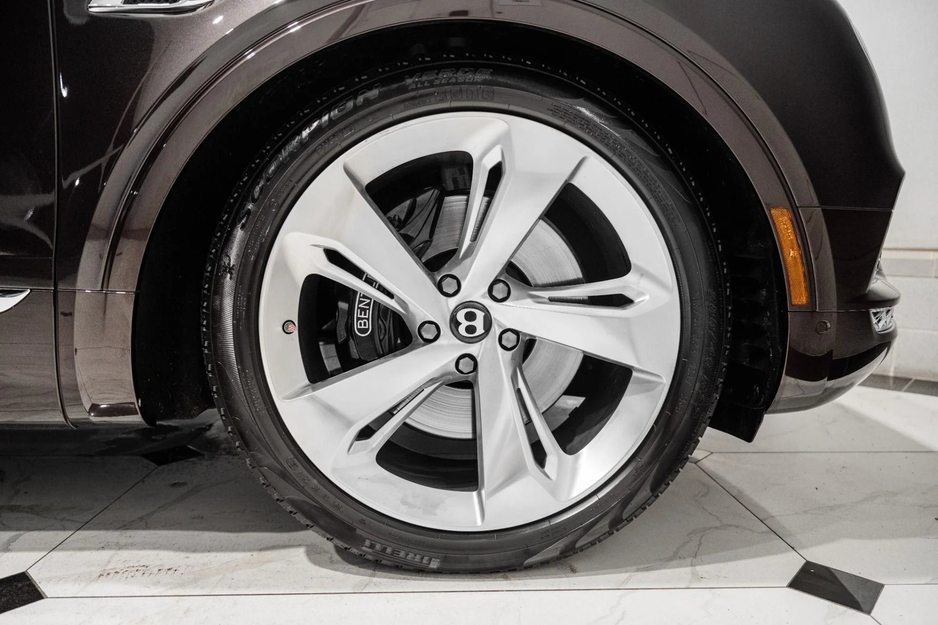 mph015_2023733531_Used_2017_Bentley_Bentayga_W12_1791218079_916b612739